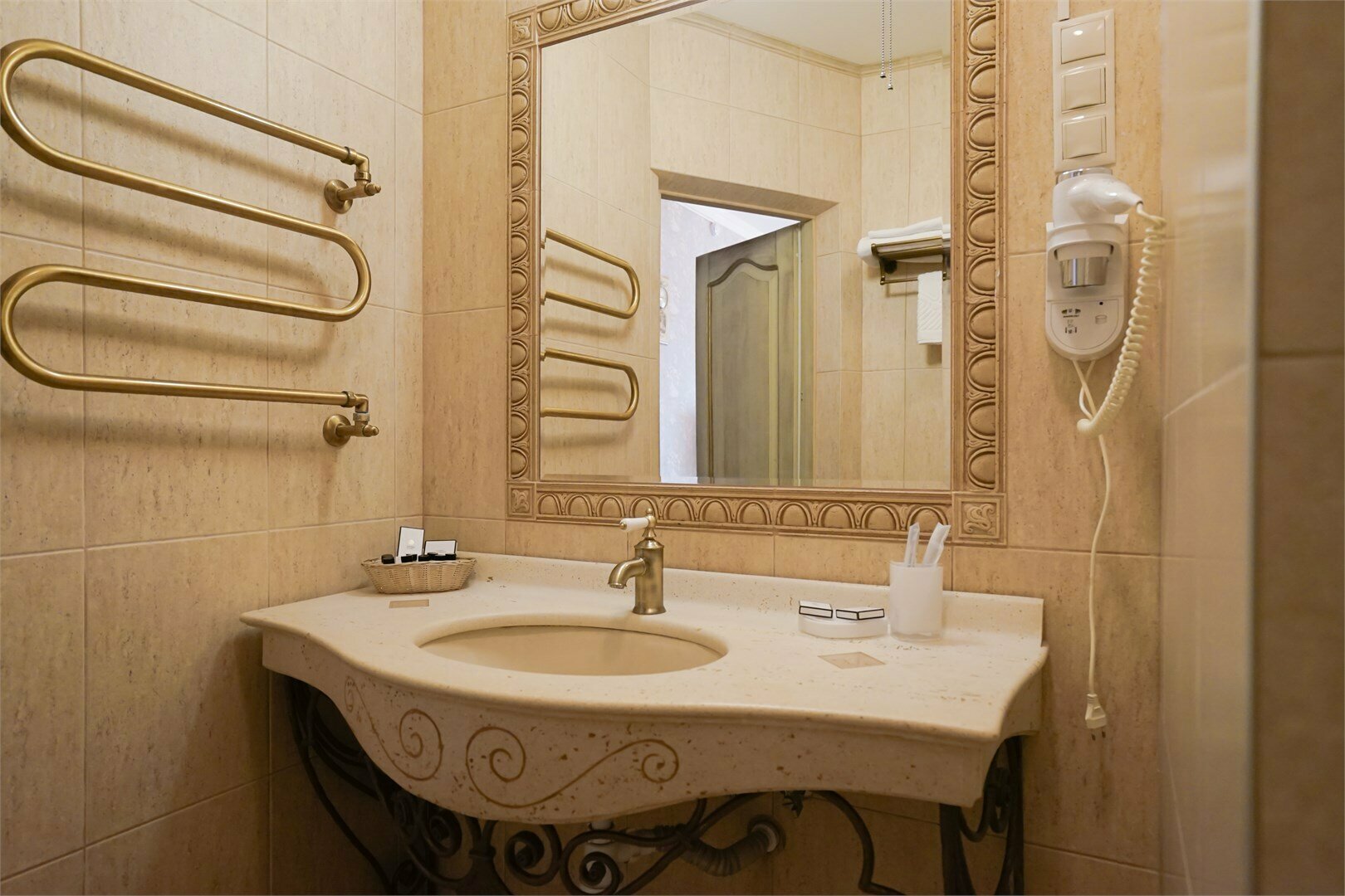 Standard Premium Gold (Double)