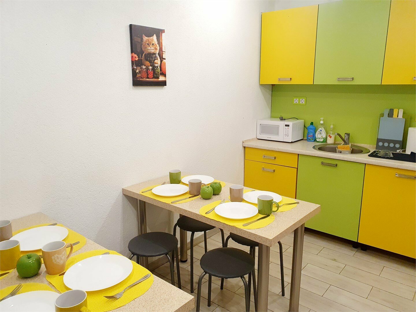 Семейный четырех местный