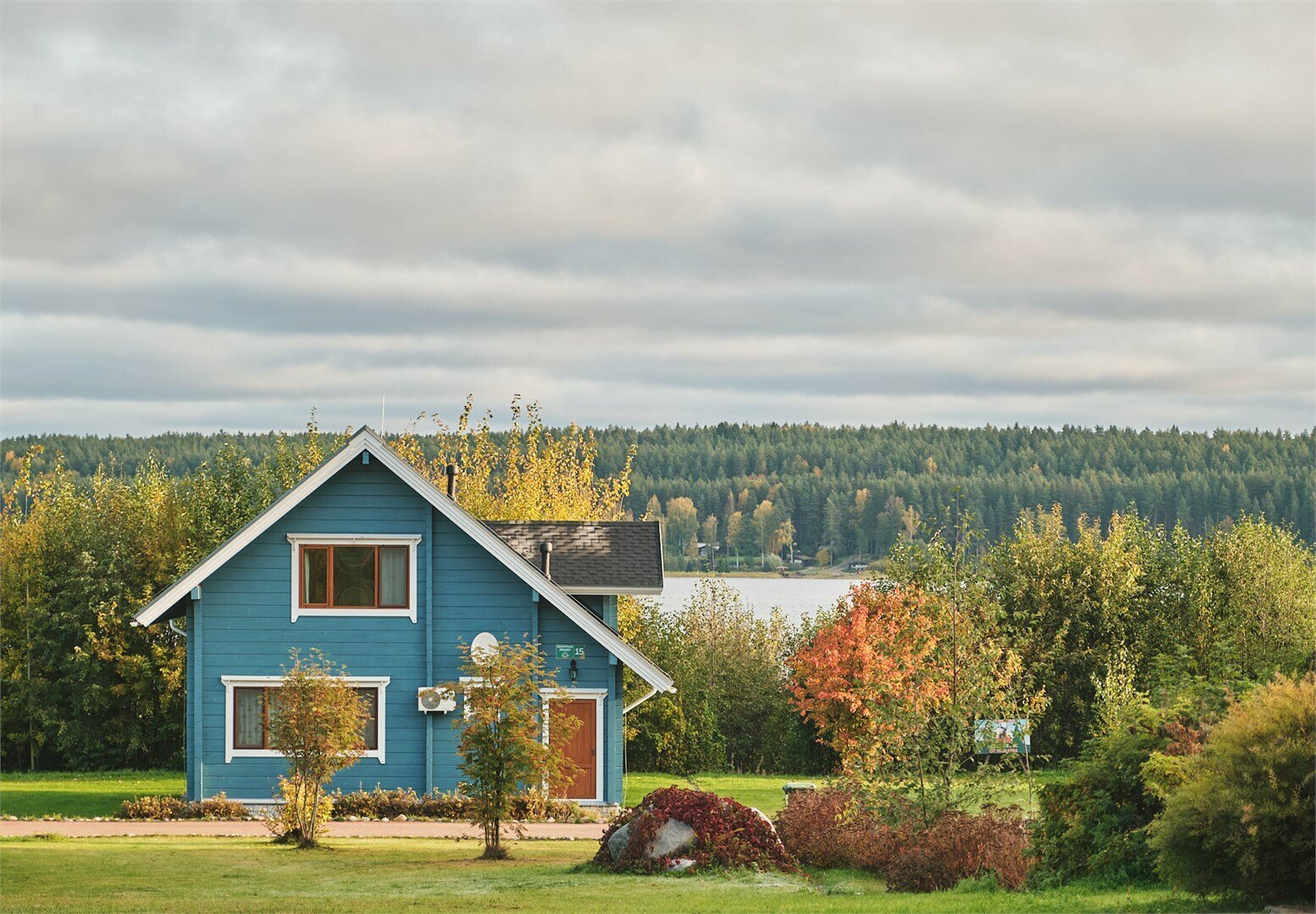 Лазурная линия