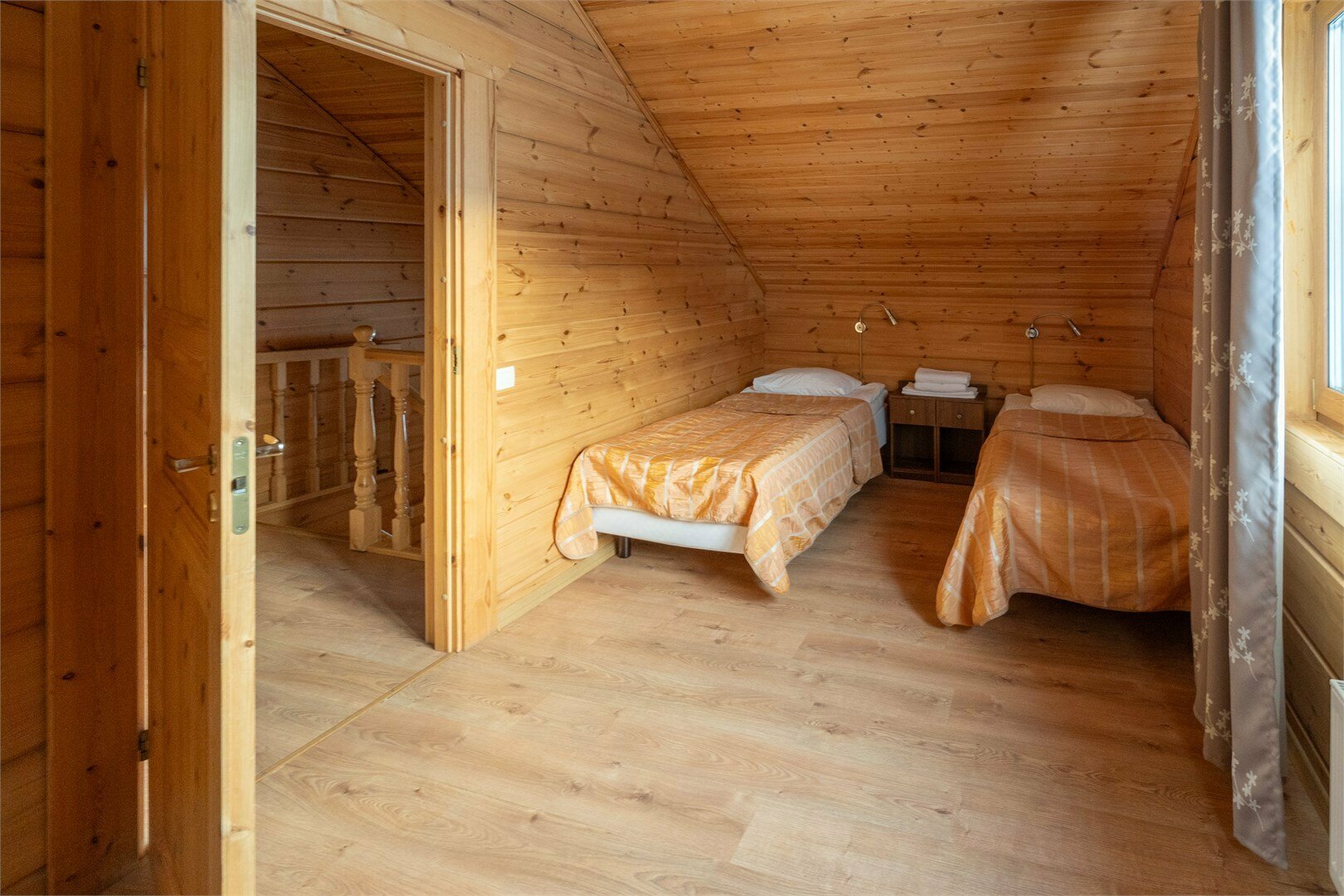 Янтарная линия 8 мест