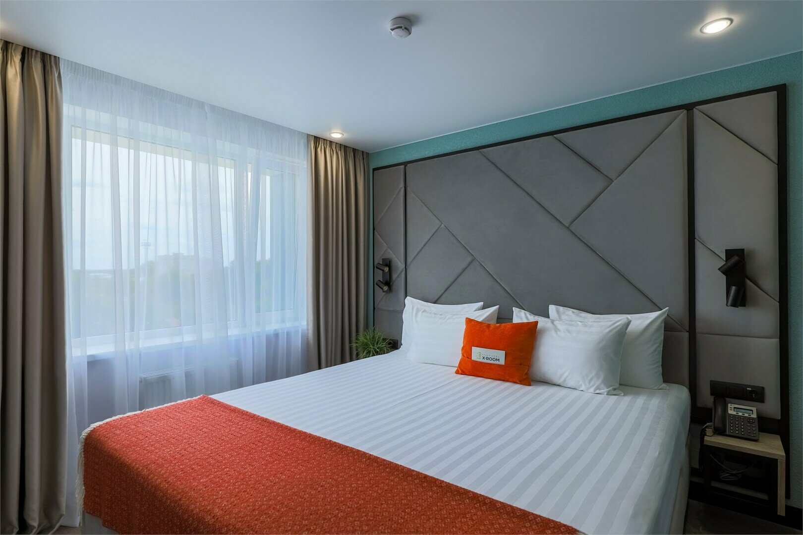 Люкс с кроватью размера «king-size»