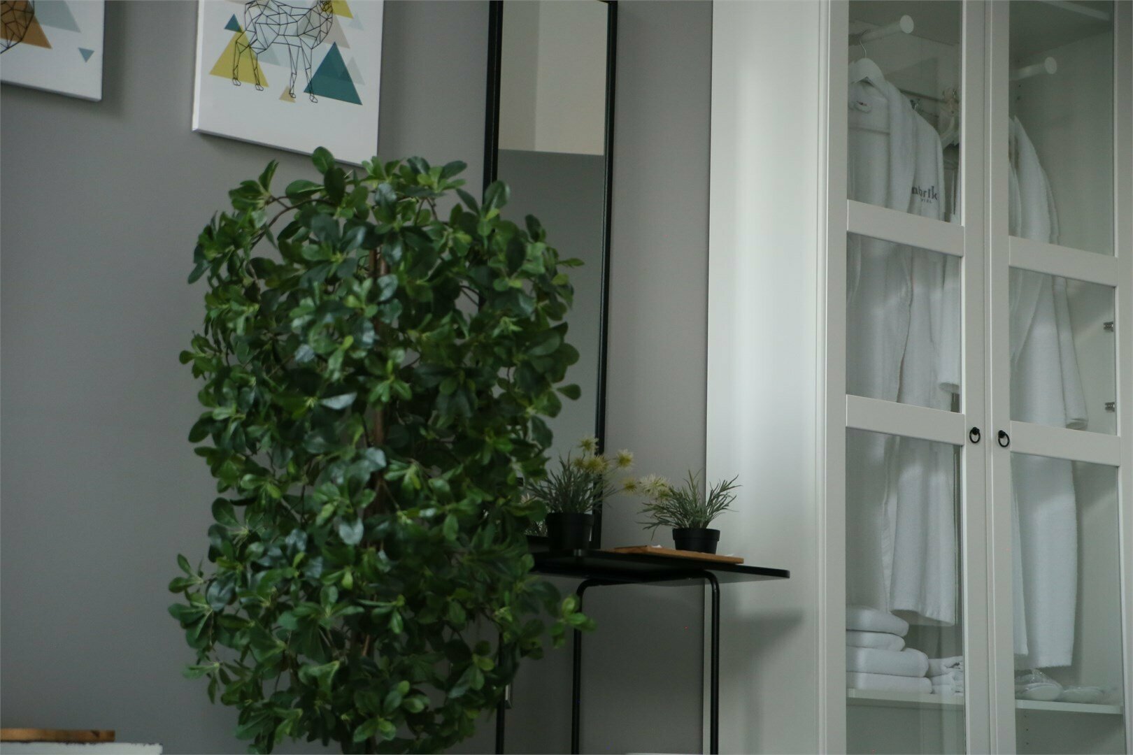 №1 Улучшенный двухместный номер с одной кроватью