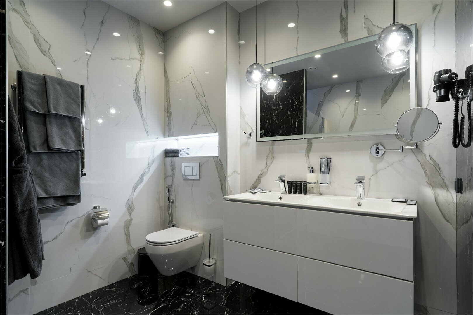 Мансардный номер Люкс