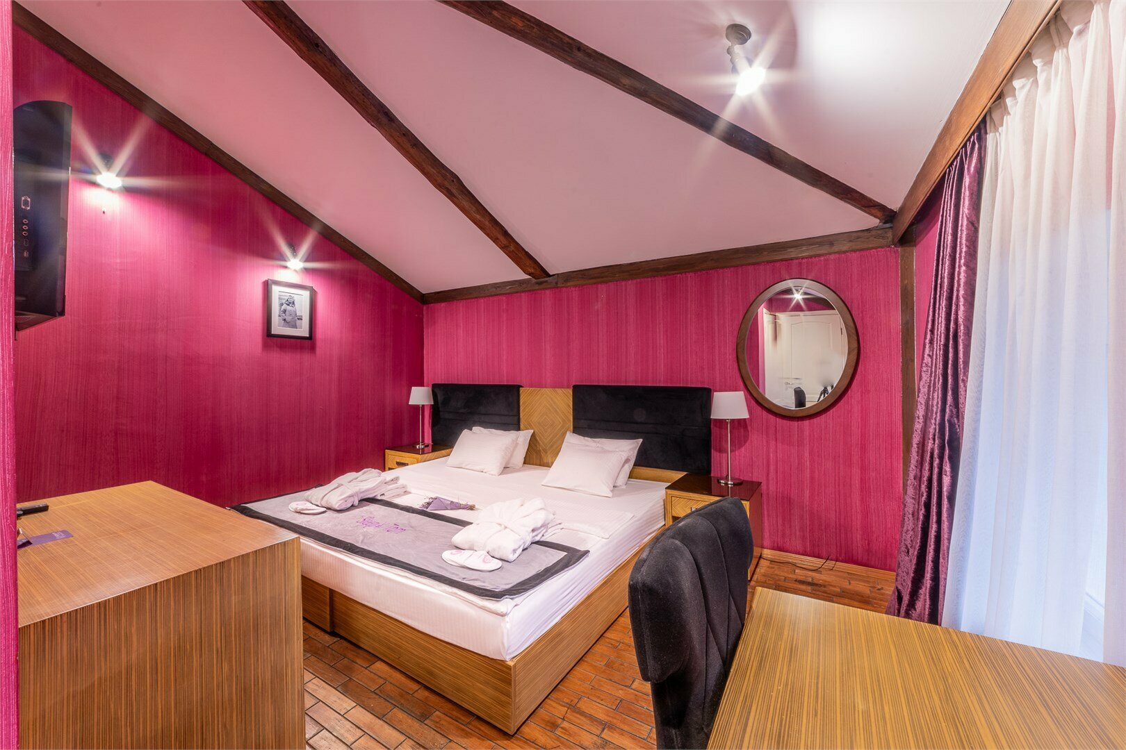 Стандартный номер с кроватью размера «king-size»