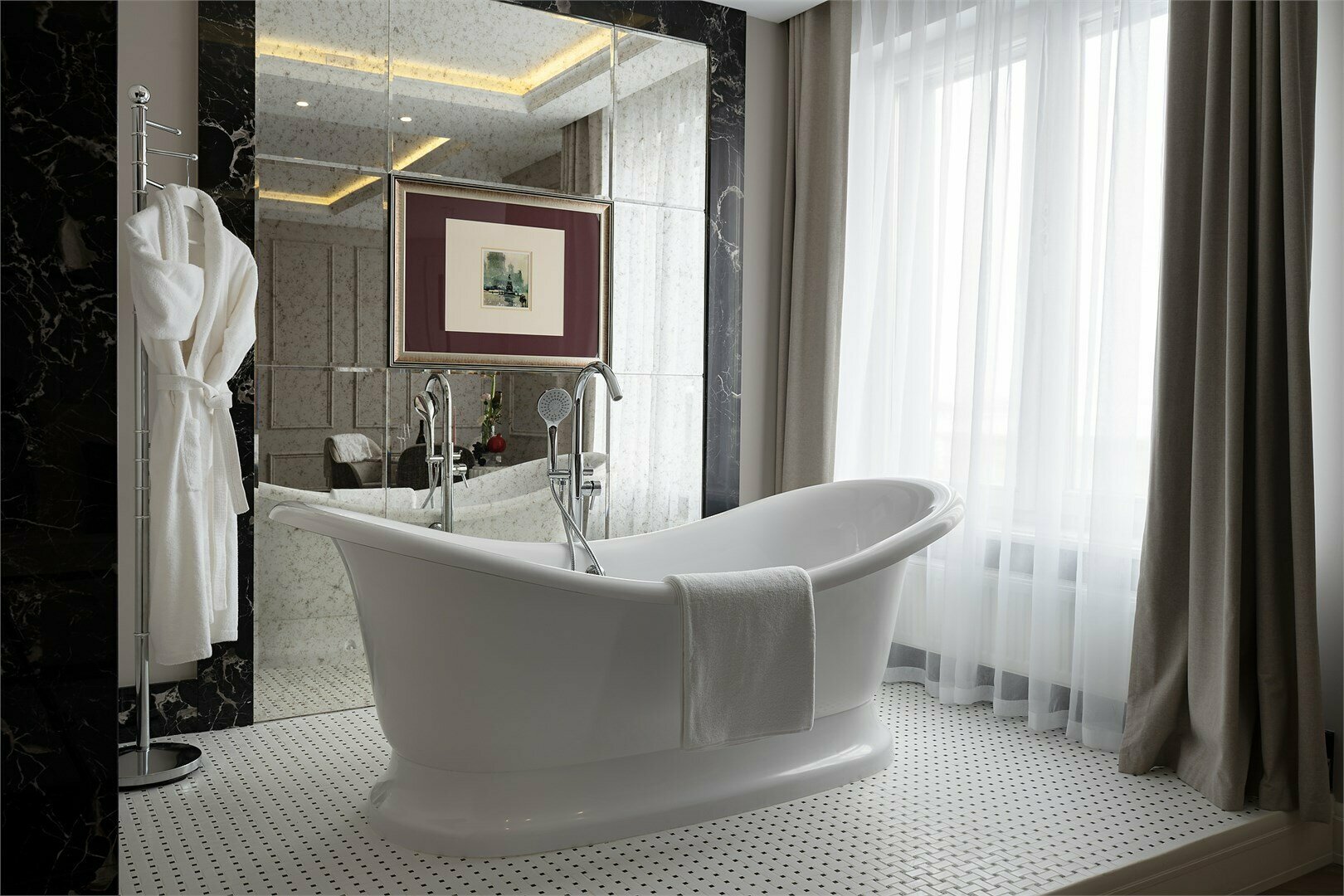 Роял Делюкс