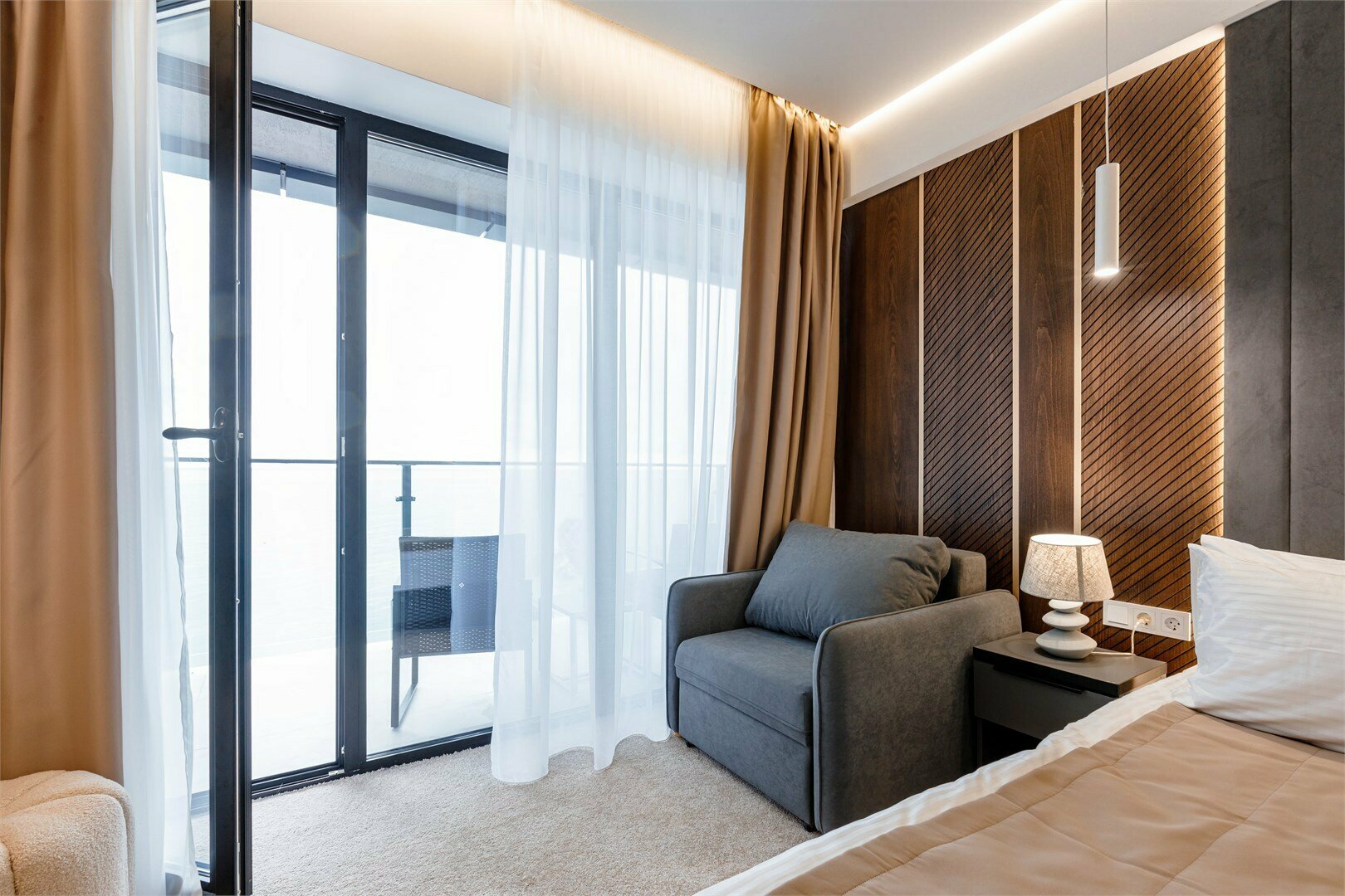 Стандарт с балконом, видом на море и доп местом