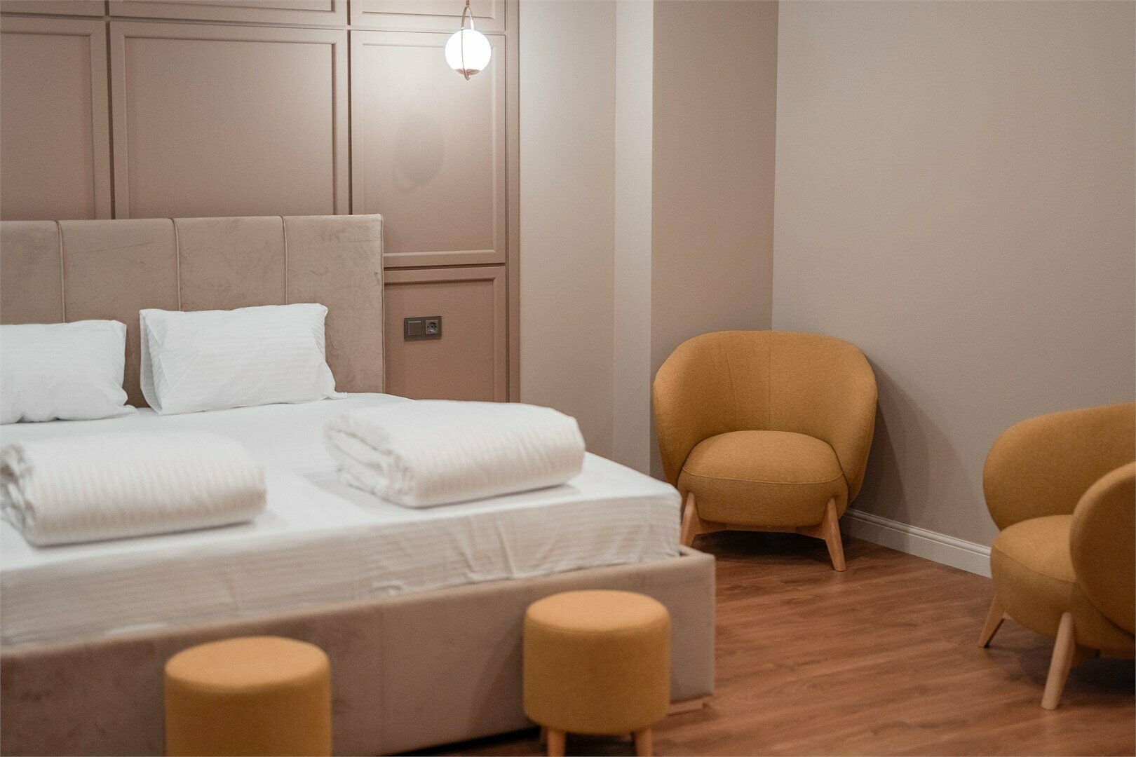 Номер Люкс 203