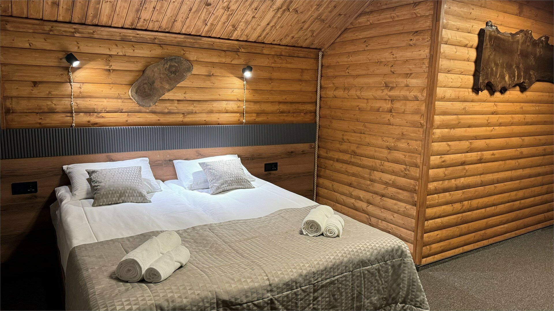 Коттедж 2-этажный