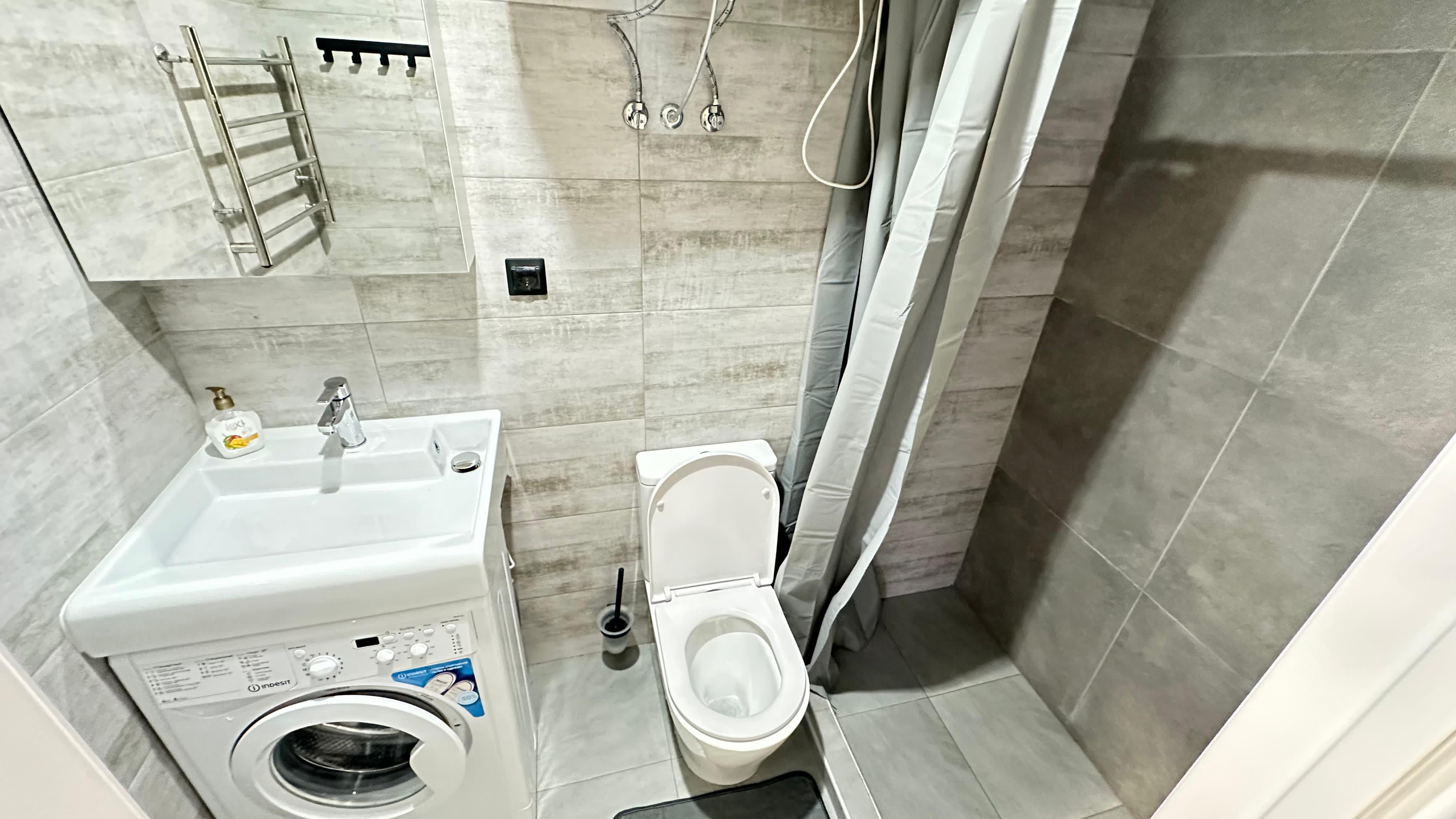 Апартаменты двухкомнатные с двумя санузлами "ПОЛУЛЮКС"