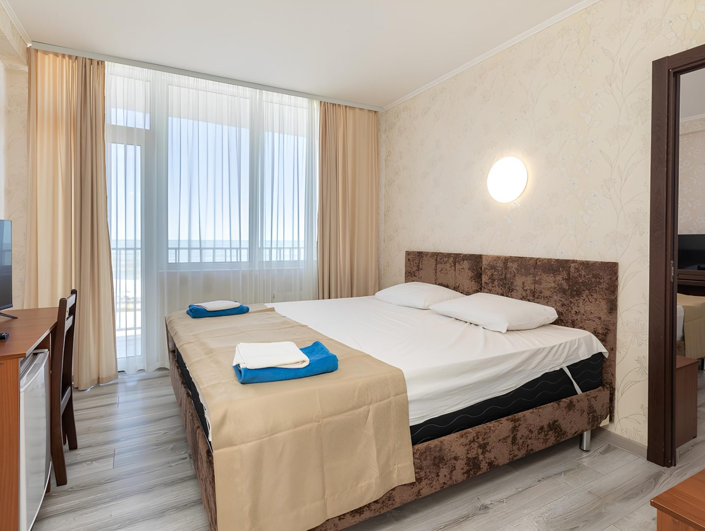 Семейный четырёхместный двухкомнатный