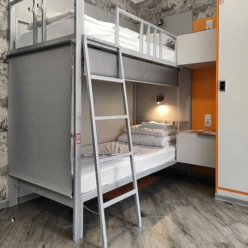 Женский номер нижний (шторка)