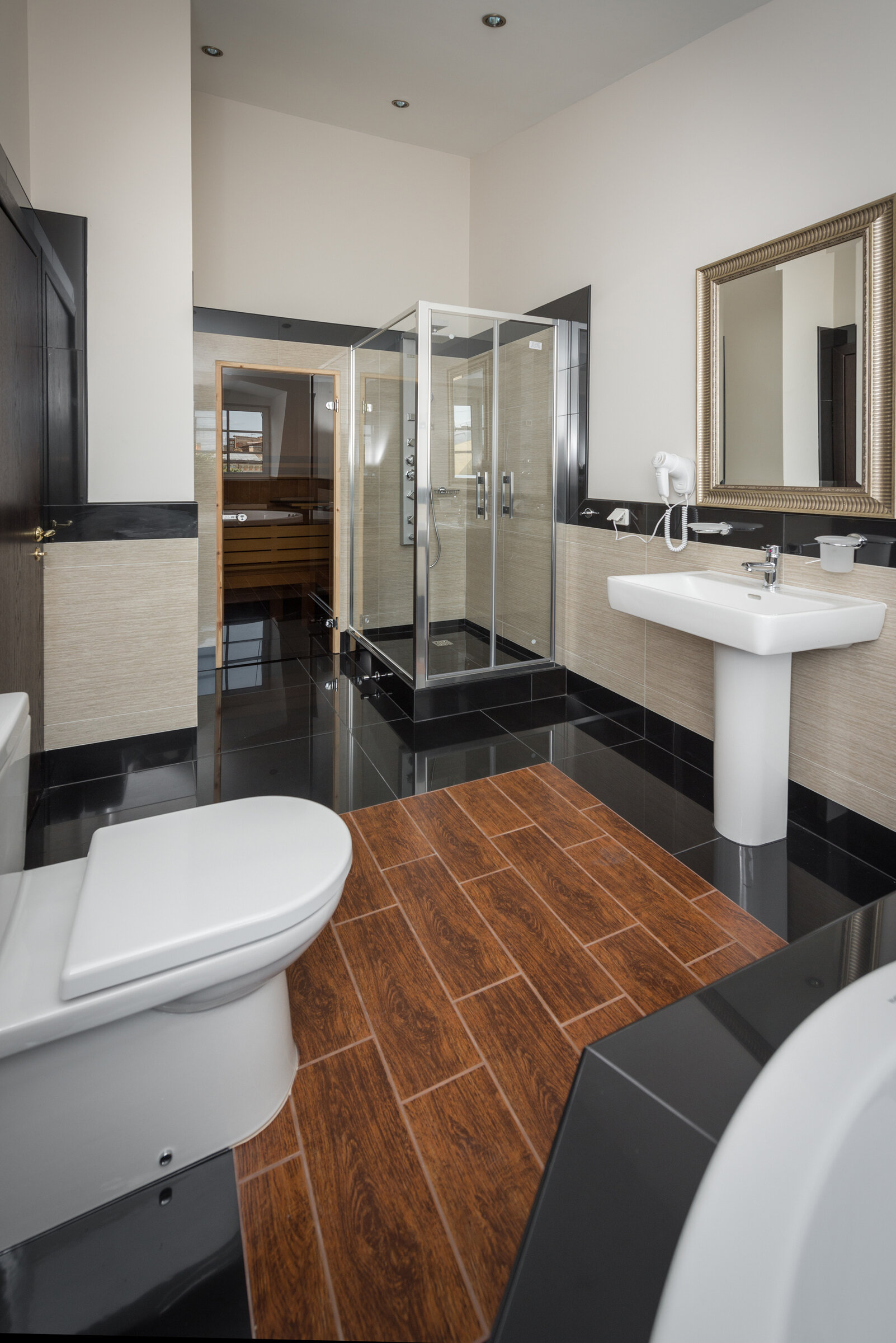 Двухуровневый номер-студия