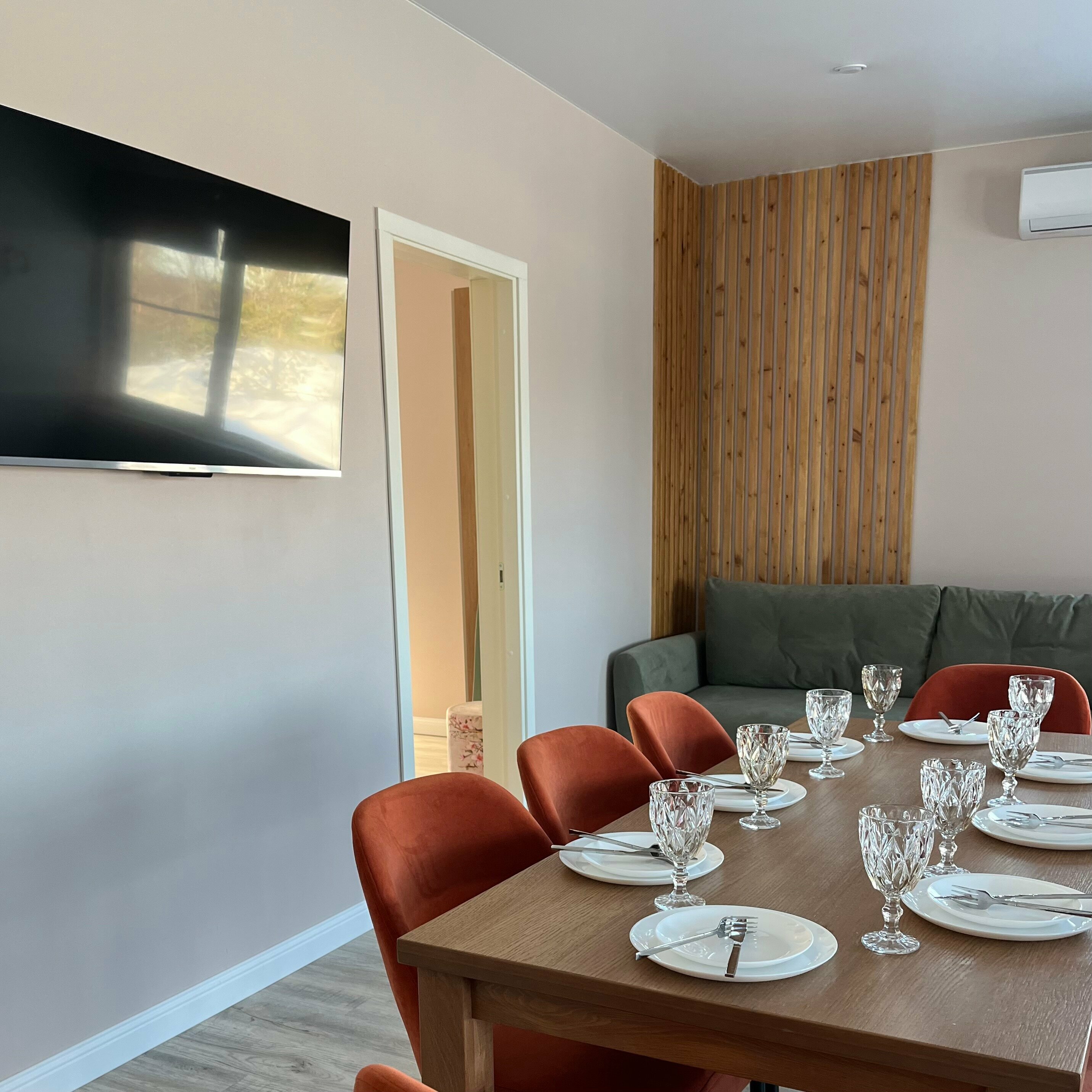 Дом с видом на озеро