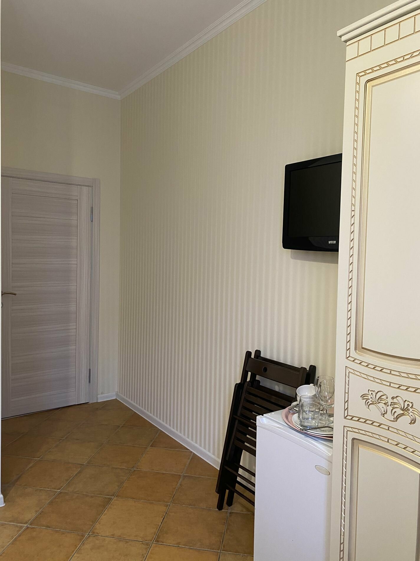 №2 2-х местный номер без балкона, первый этаж