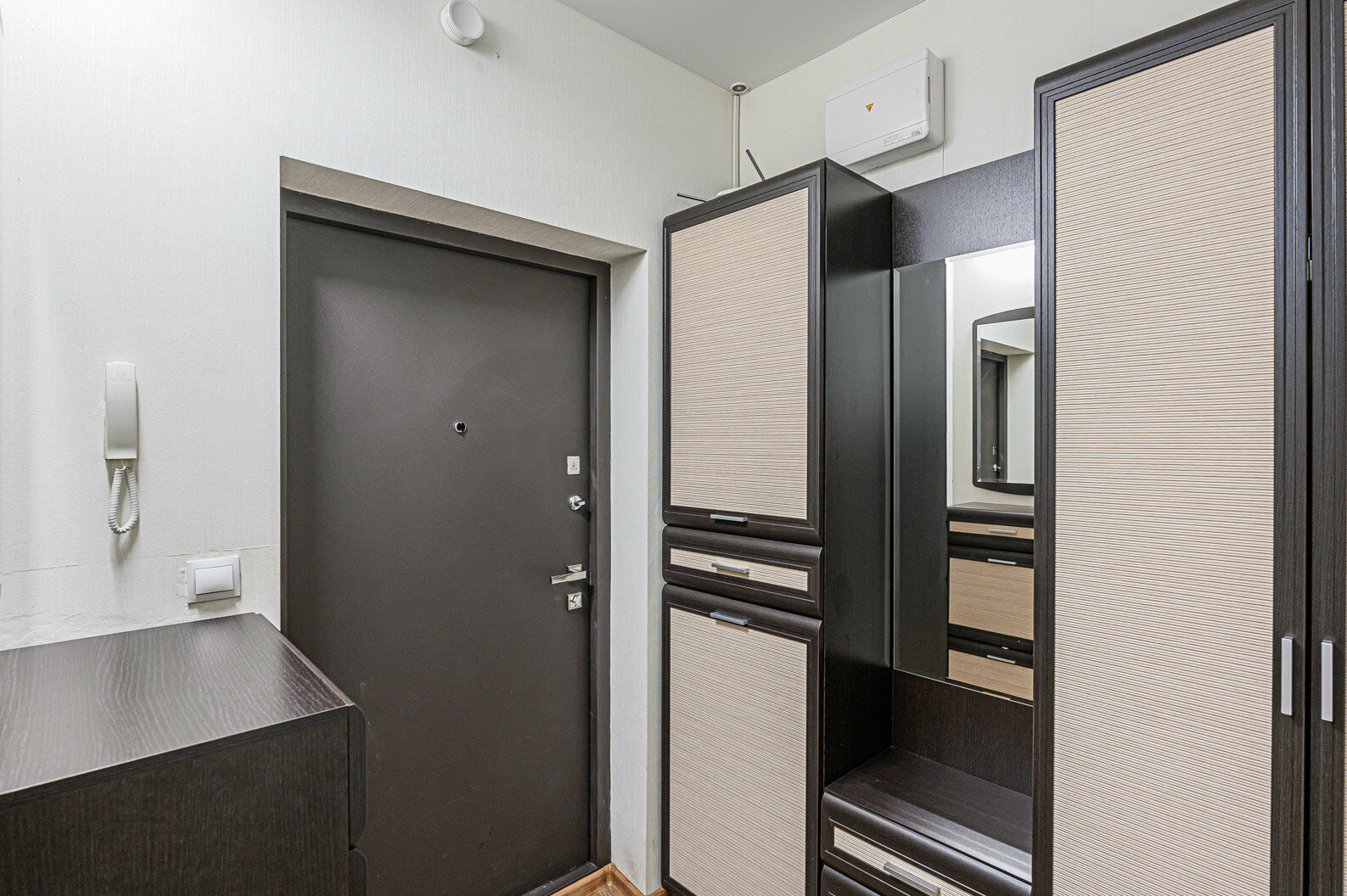 Cемейный номер с собственной ванной комнатой