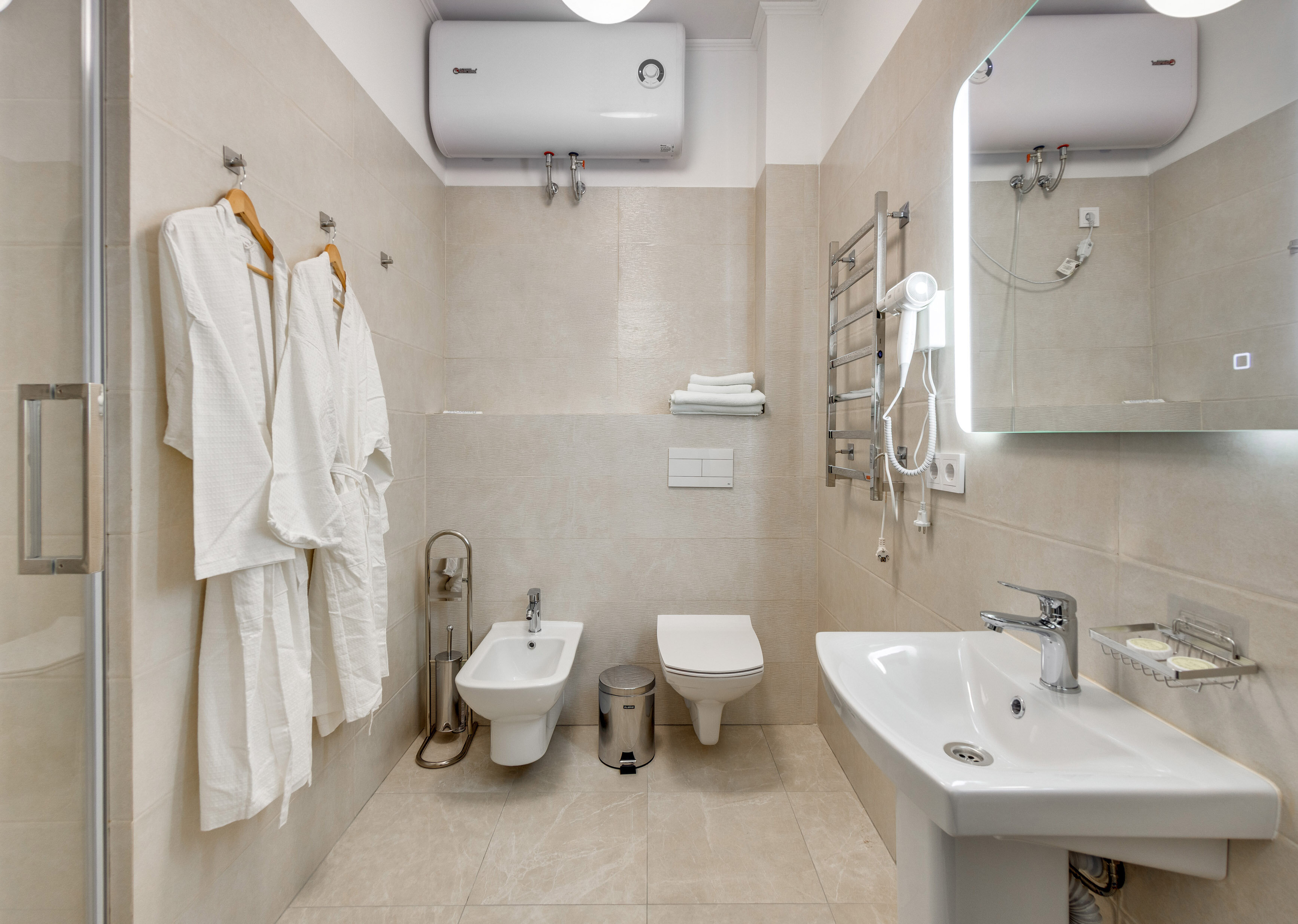 Апартаменты со спальней и кухней