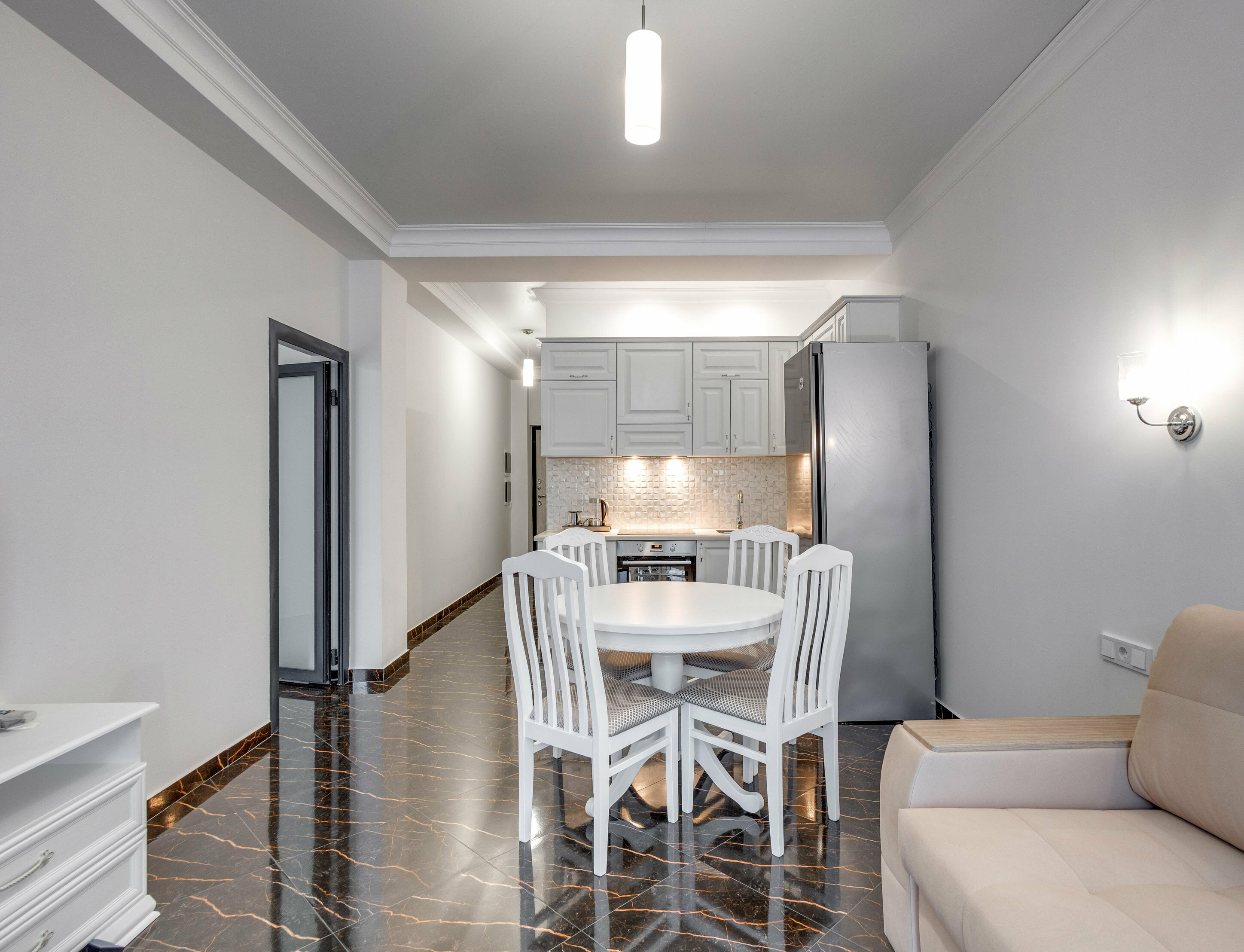 Апартаменты со спальней и кухней