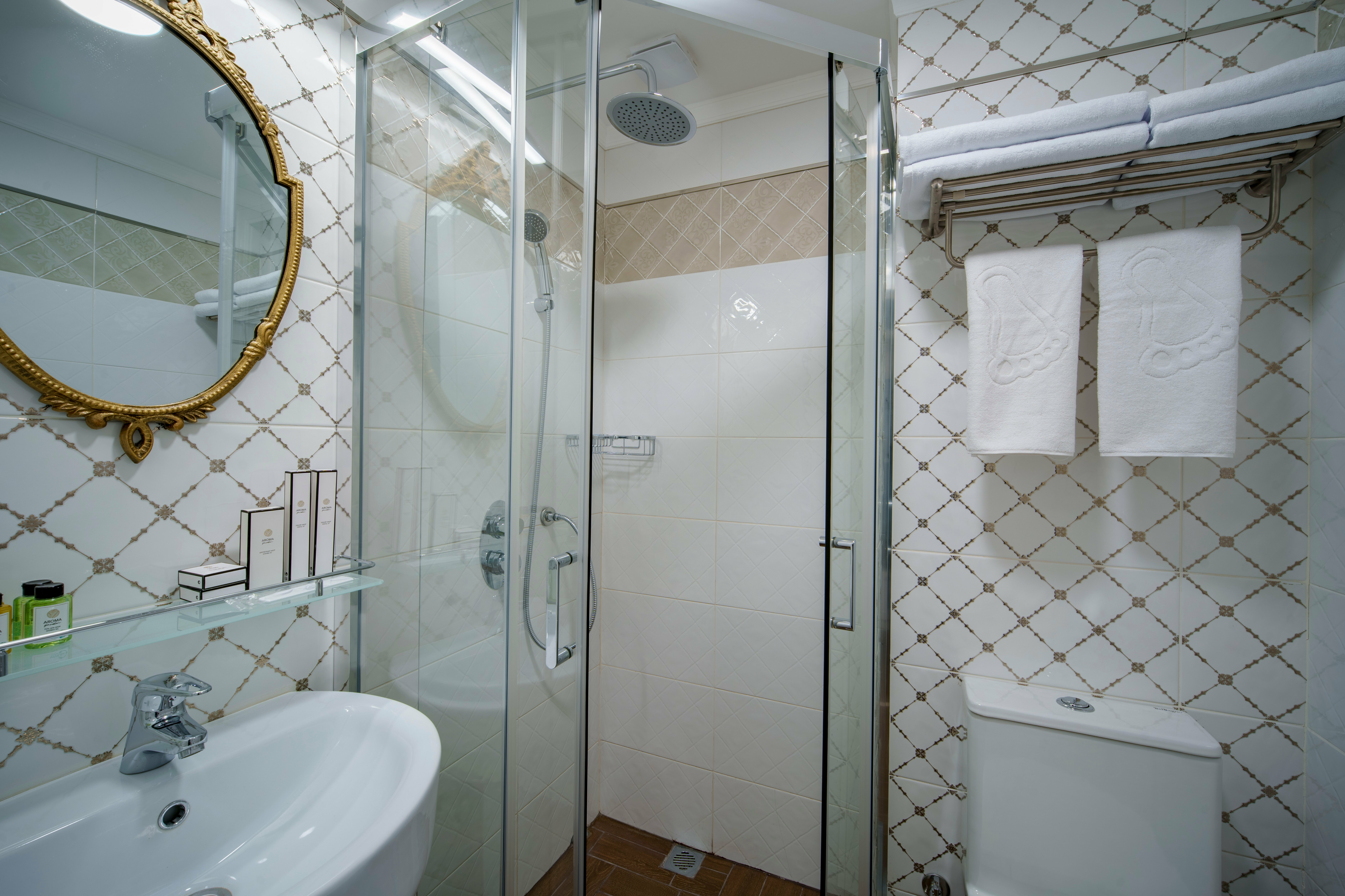 Улучшенный двухместный номер с 1 кроватью