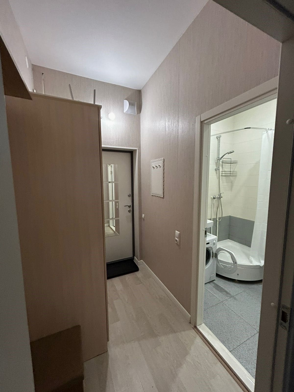 Трехместный номер с эл.плитой, кухней и лоджией