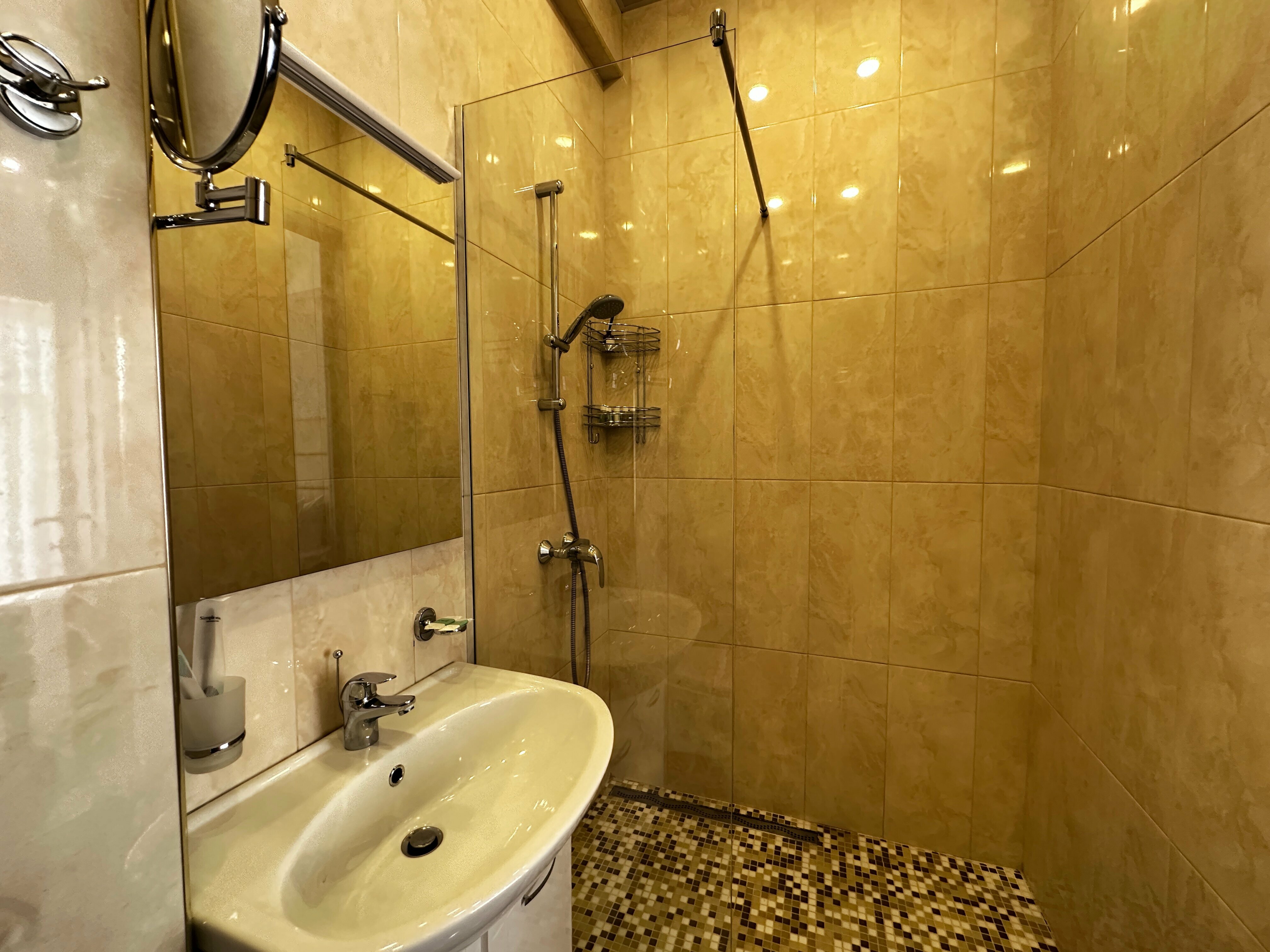 Улучшенный номер с кроватью размера «king-size» или 2 отдельными кроватями