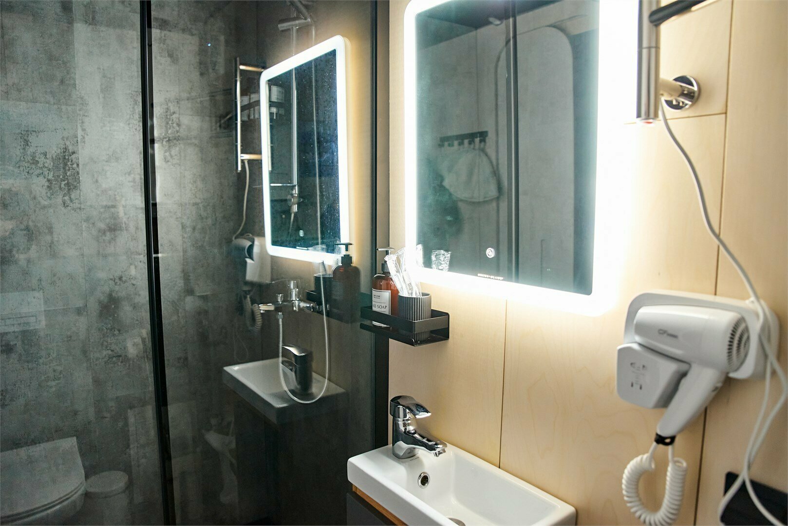 Коттедж с видом на лес