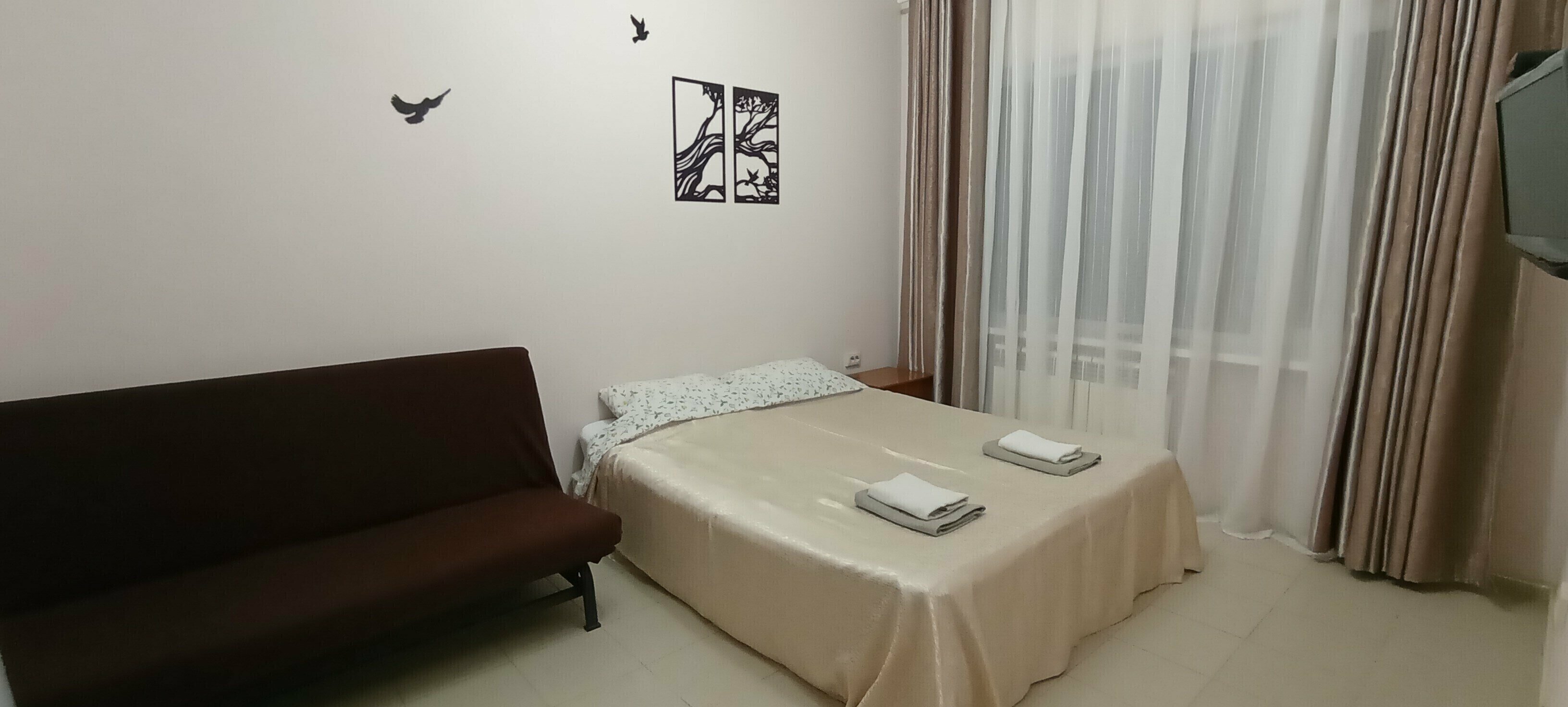 Четырехместный номер стандарт 2(1+1)+диван