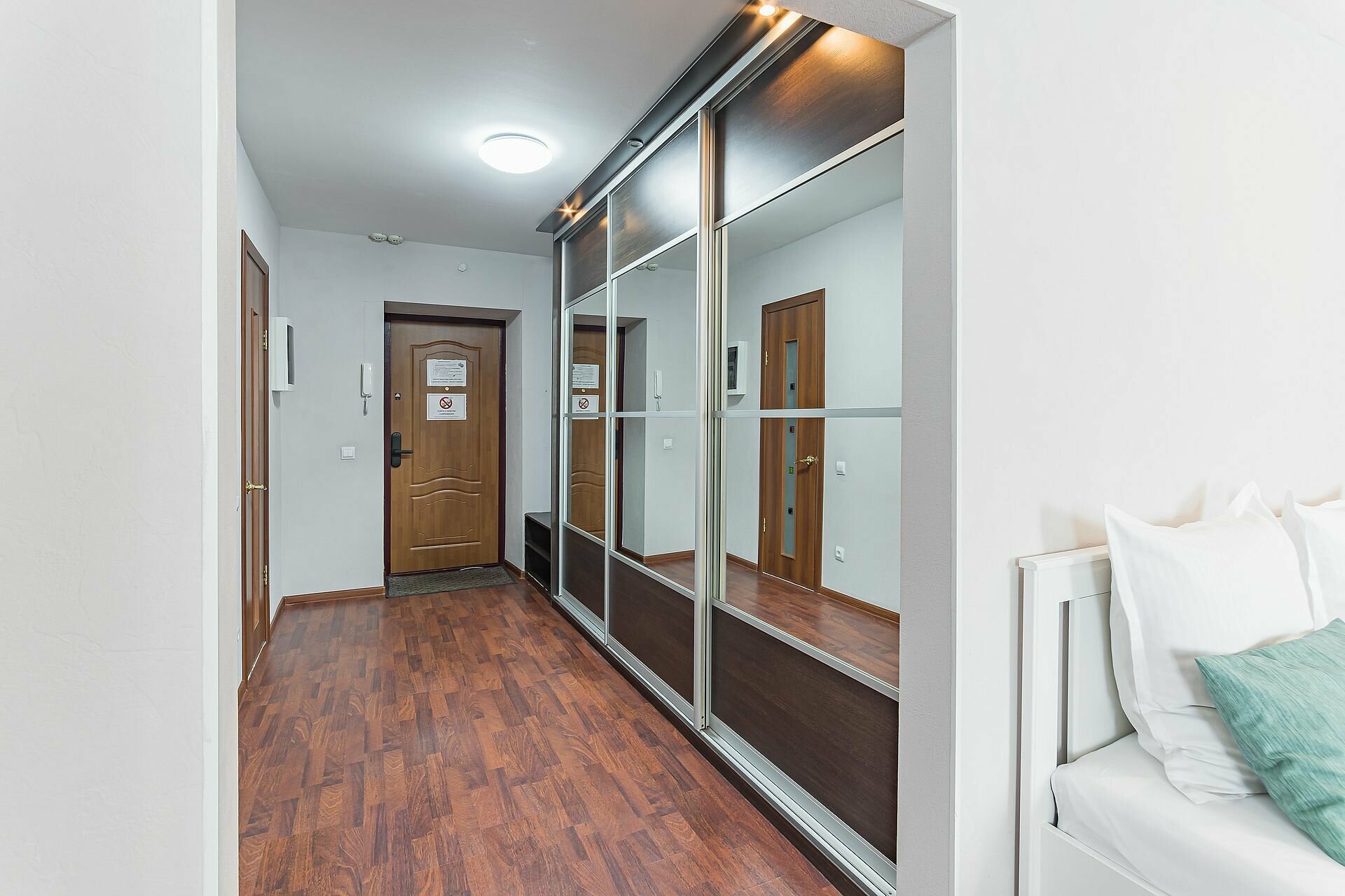 Апартаменты с балконом