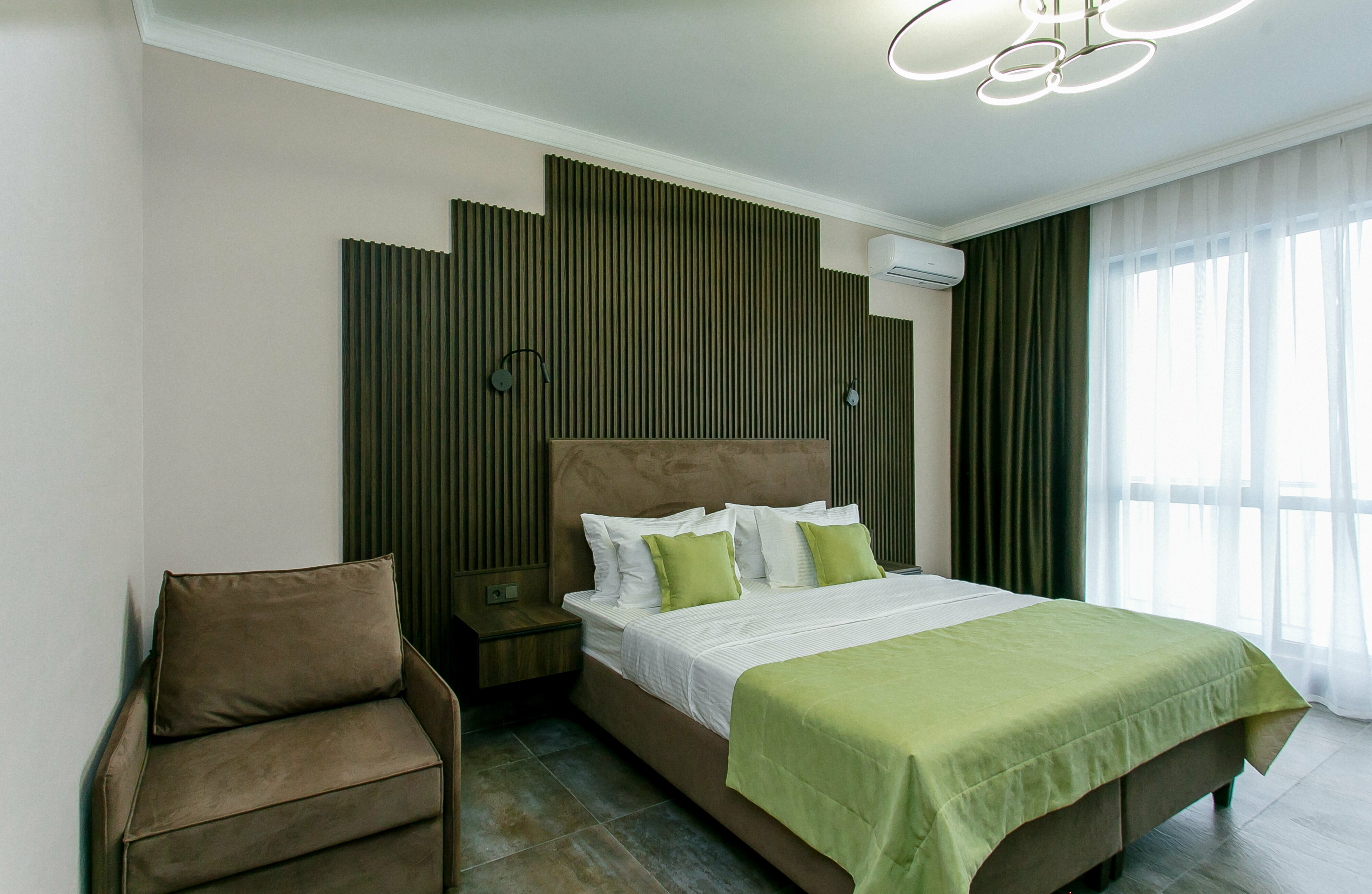 Двухкомнатный Люкс с видом на море и балконом