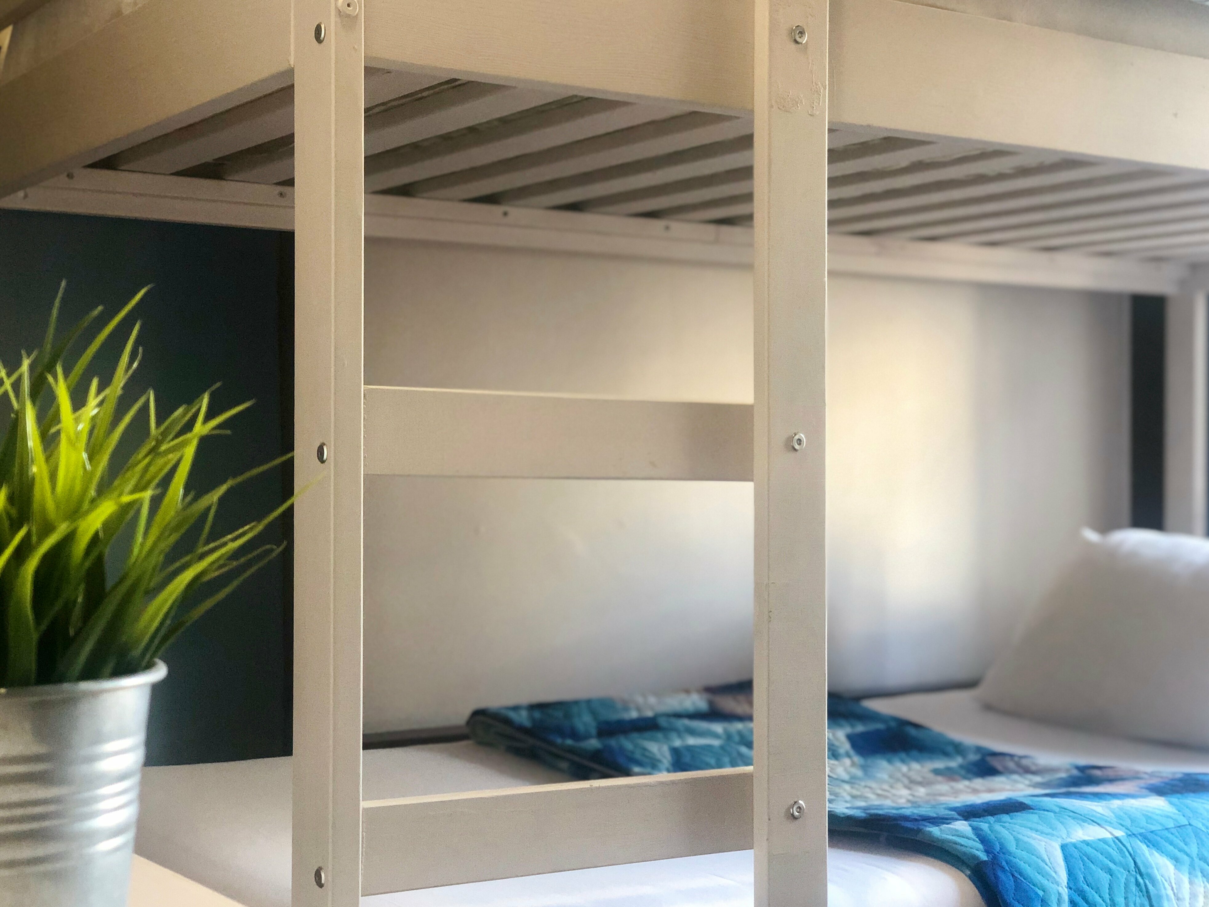 Четырехместный номер с общей ванной комнатой