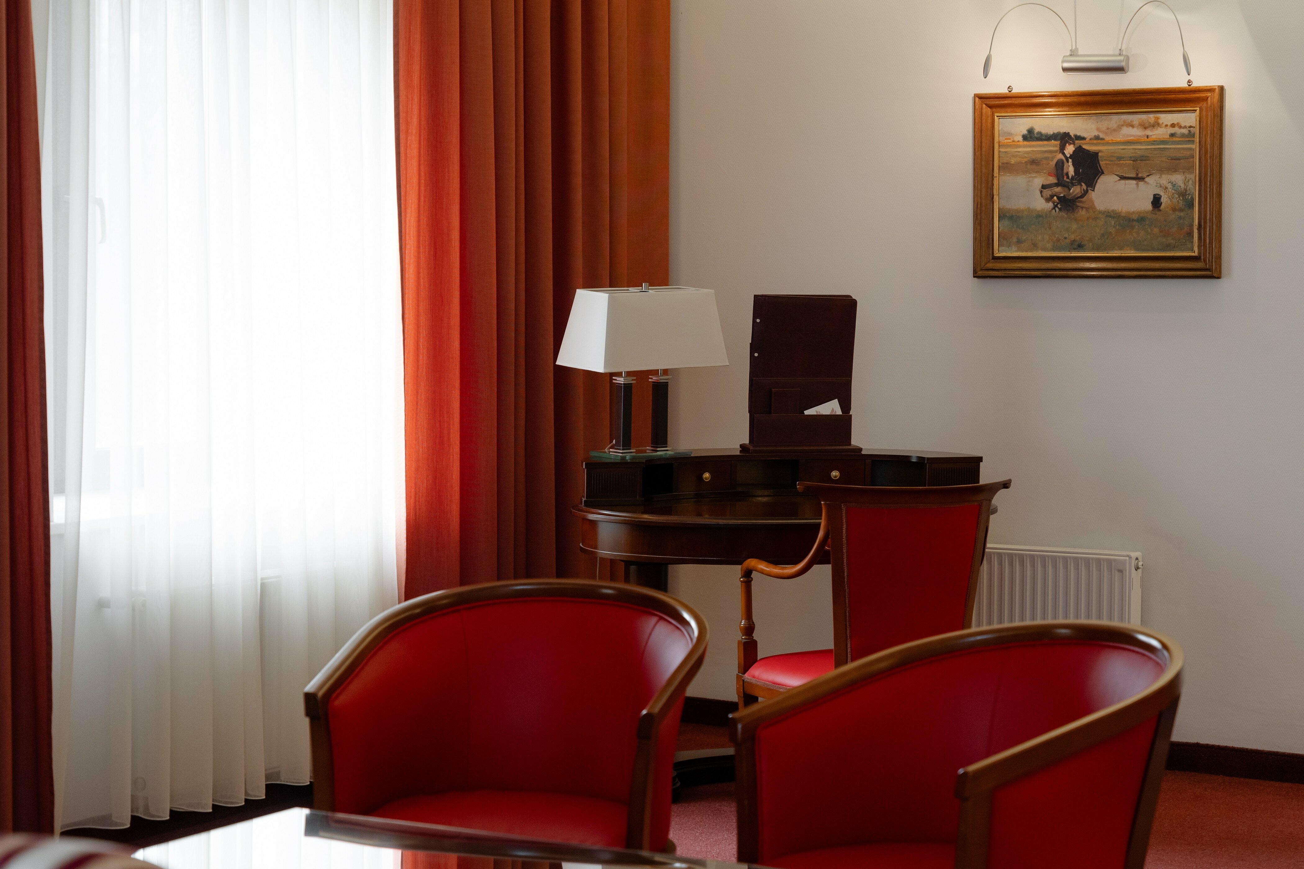 Номер-студия с кроватью размера «king-size»