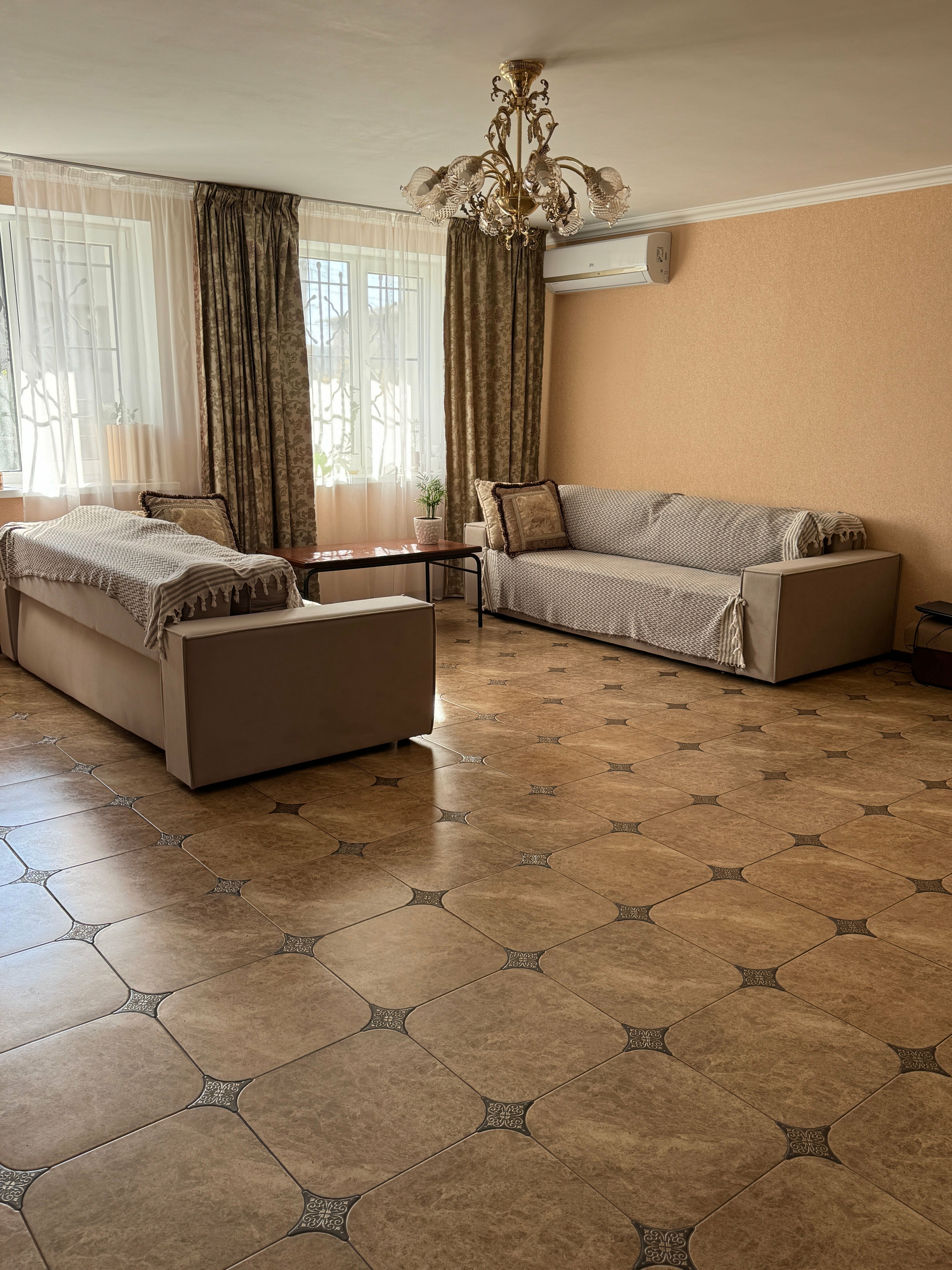 Дом с 4 спальнями