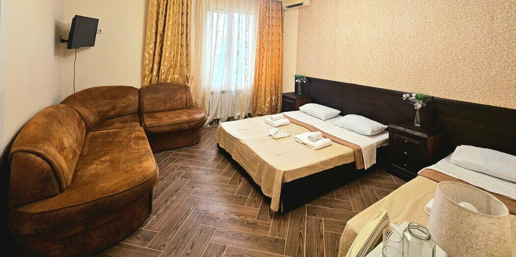 Семейный номер с общим балконом