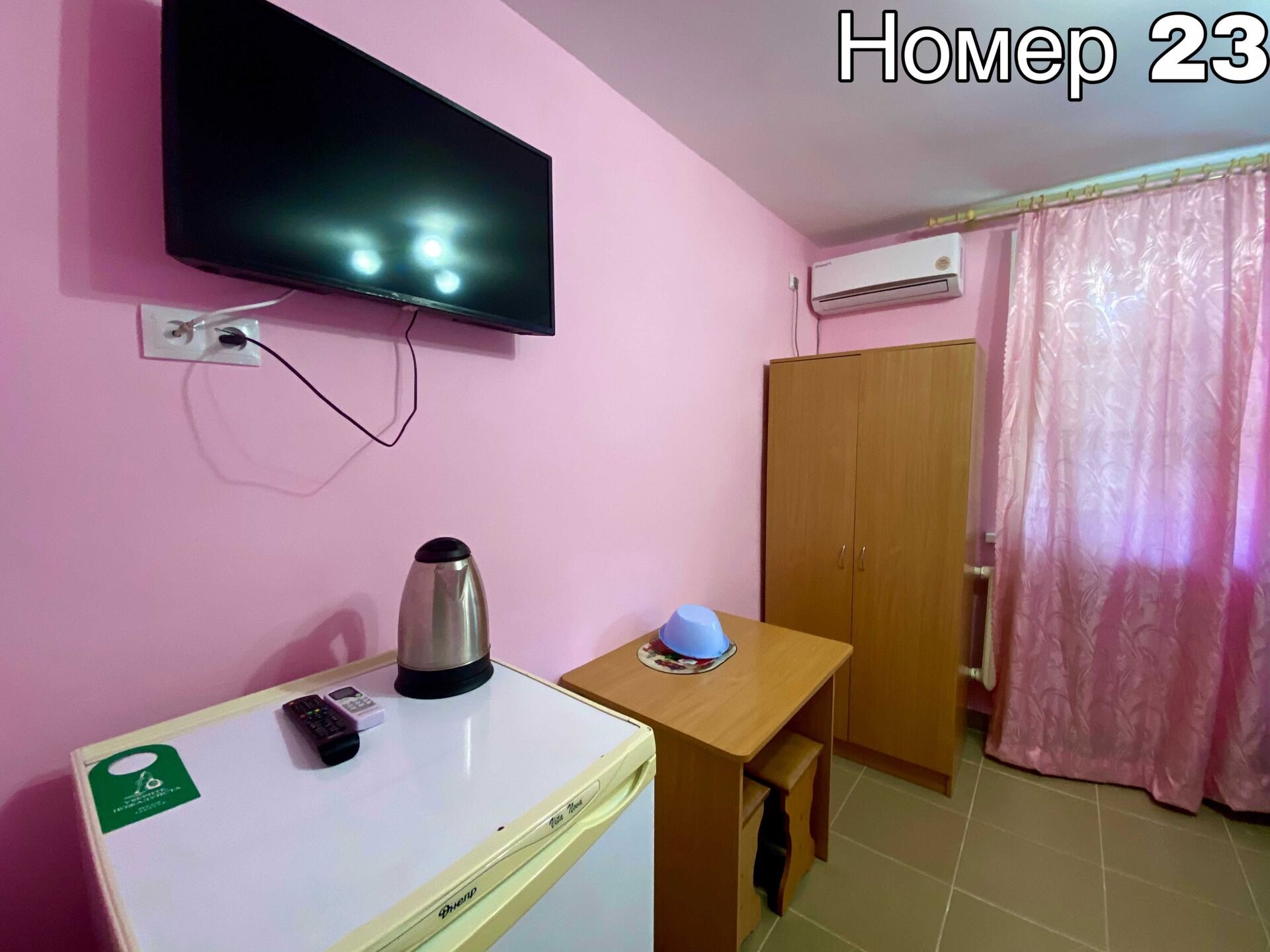 Двухместный бюджетный с одним санузлом на два номера