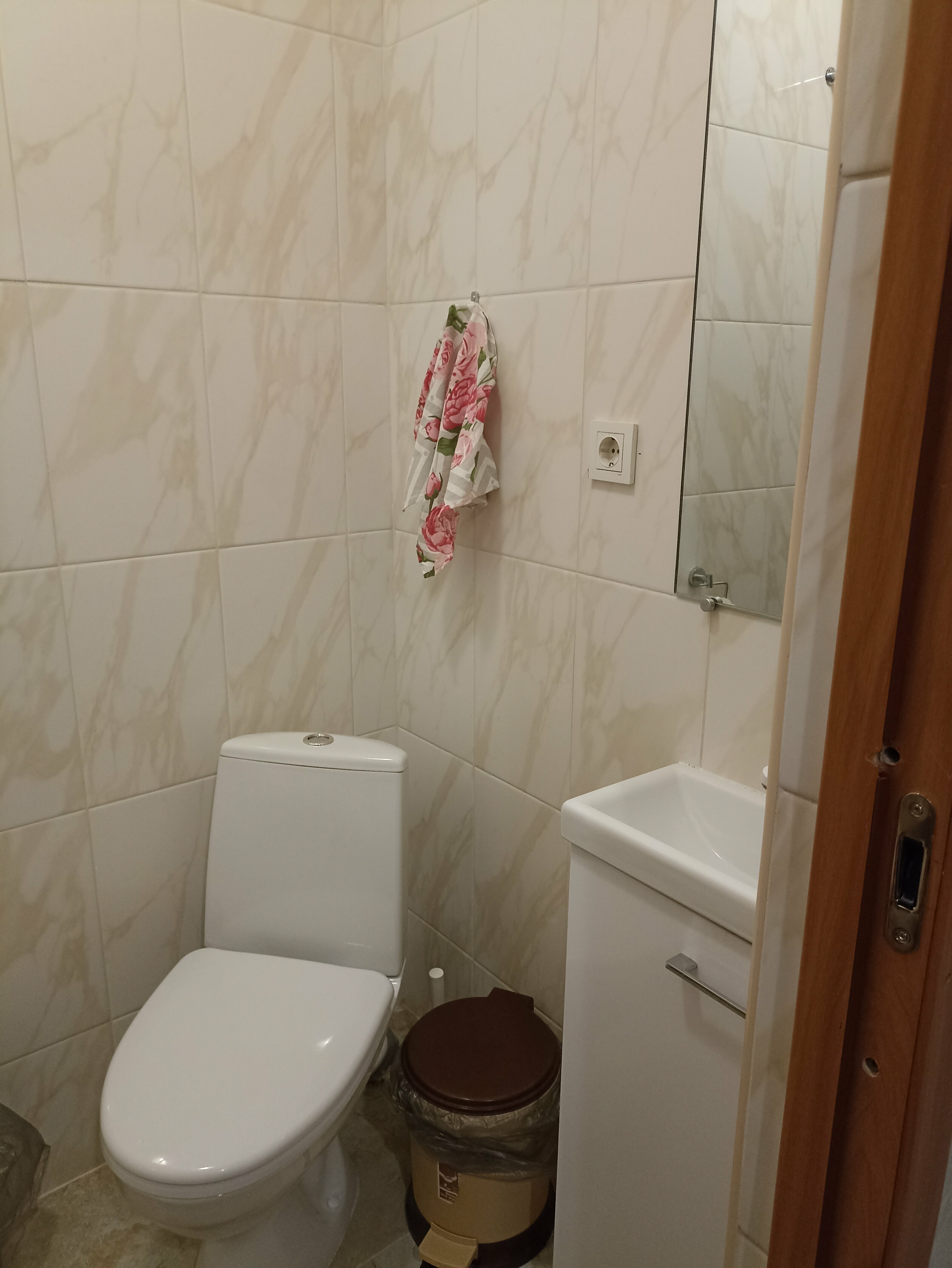 Кровать в общем 6-местном номере для женщин