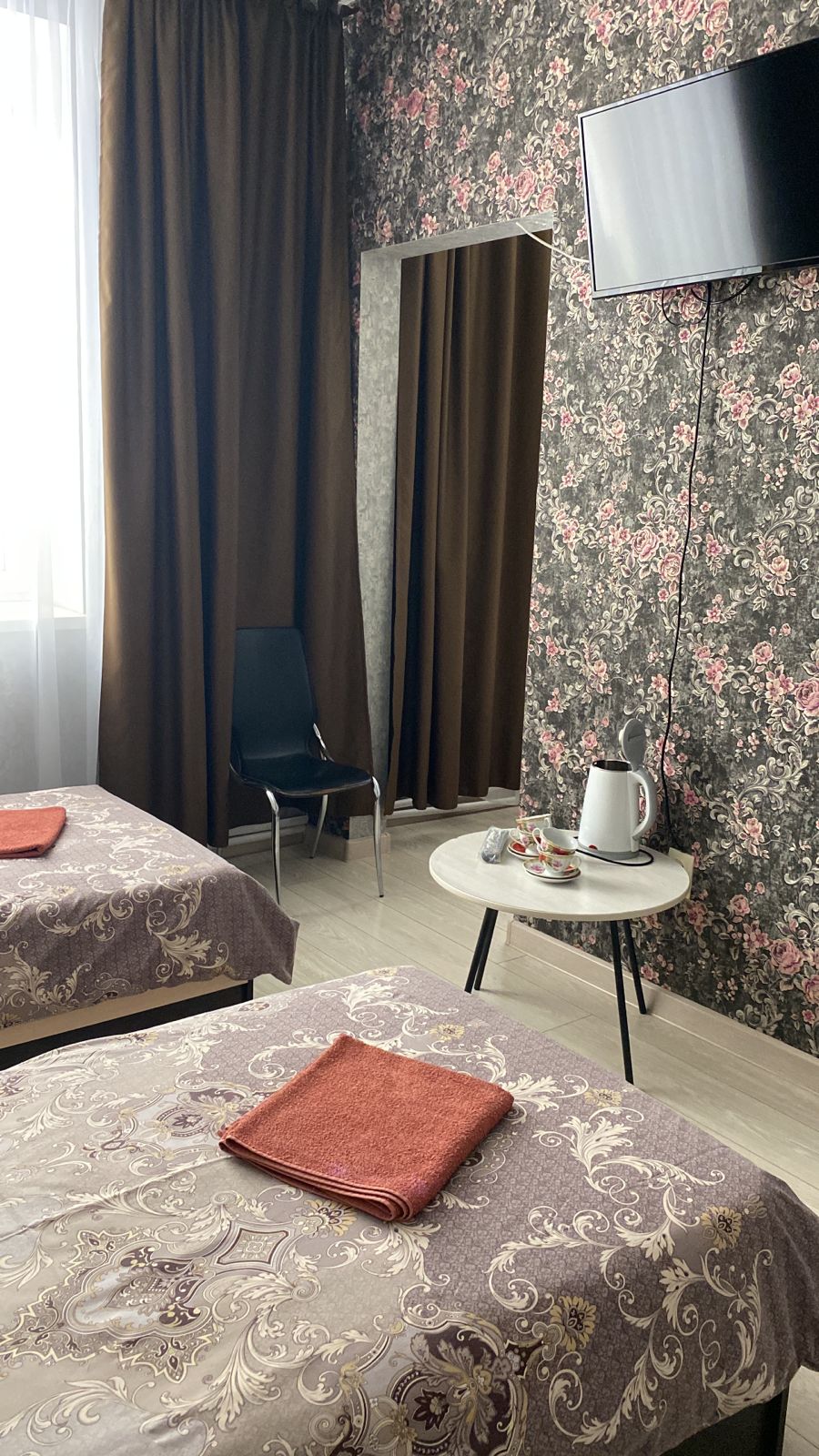 Cемейный номер с собственной ванной комнатой