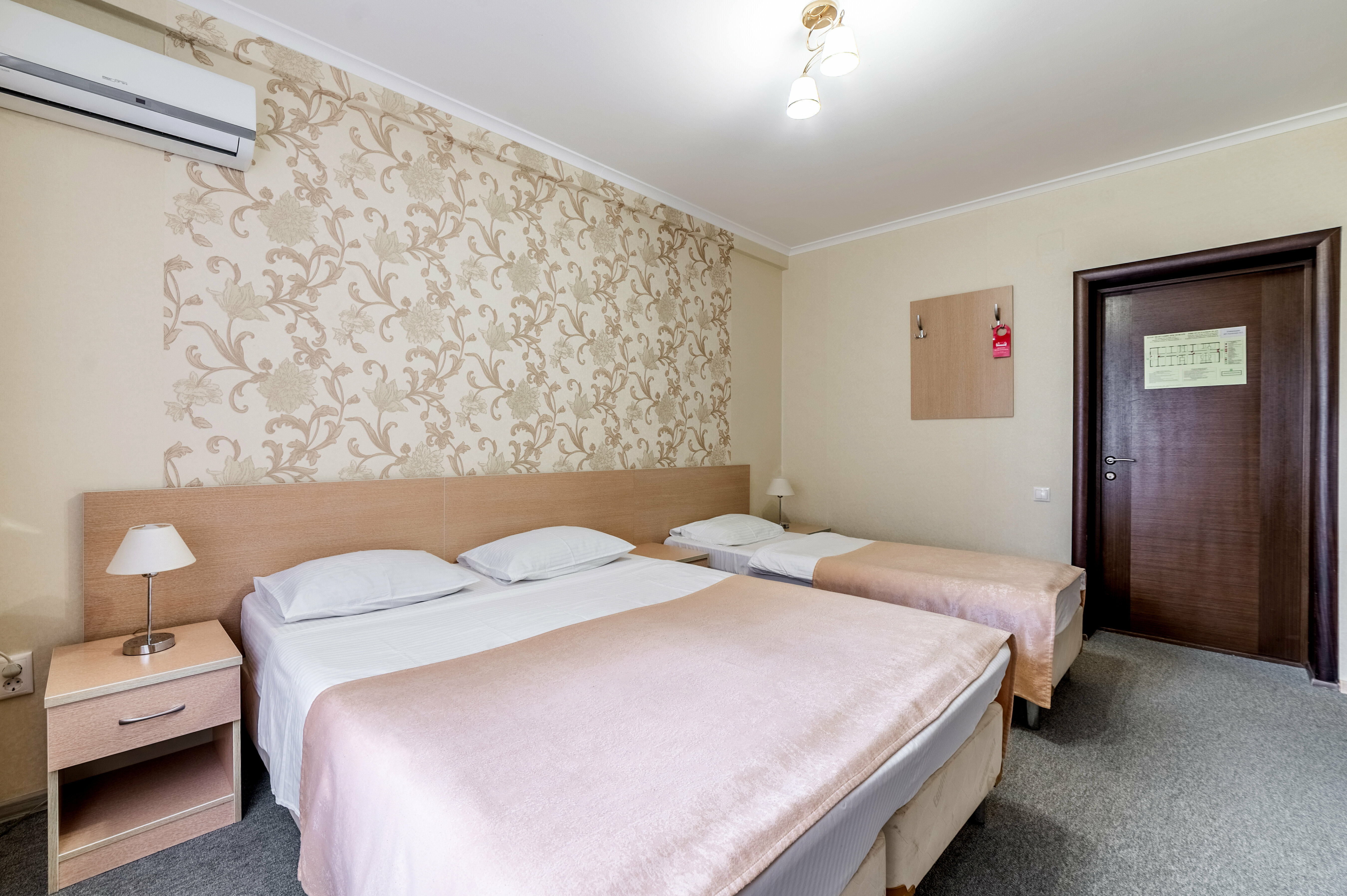 Комфорт трехместный с балконом