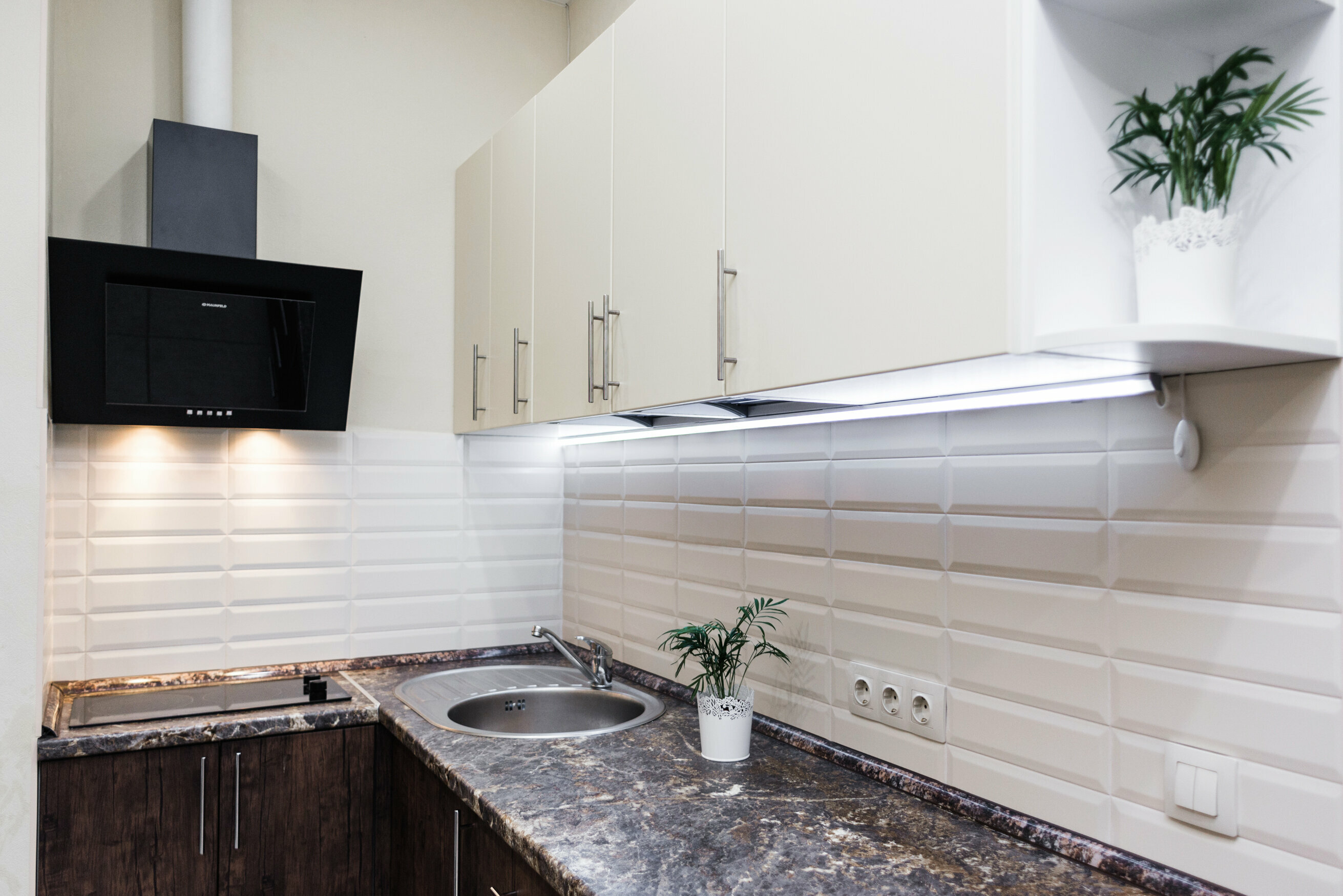 Двухкомнатный номер с балконом на 13 этаже