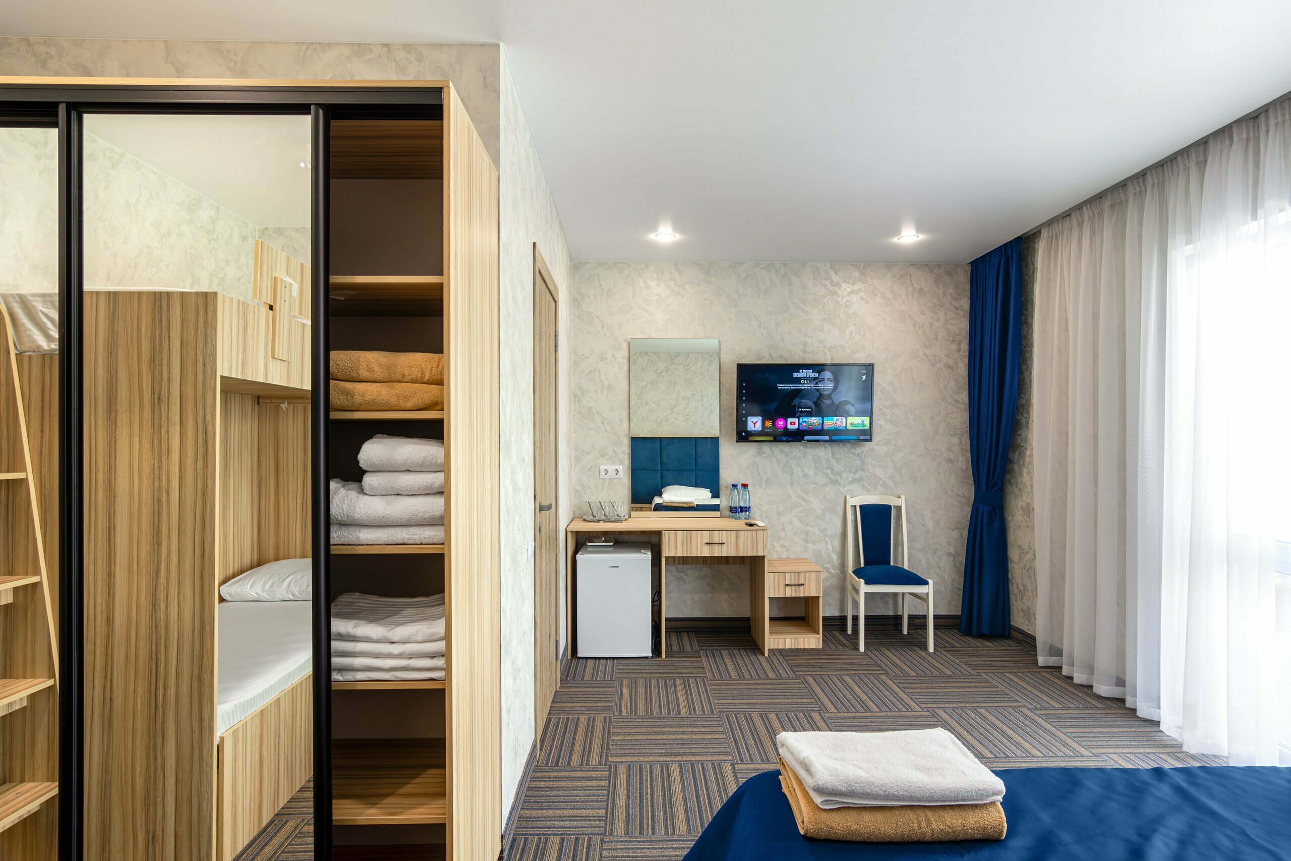 Четырехместный семейный номер Deluxe с кроватью размера "King Size"