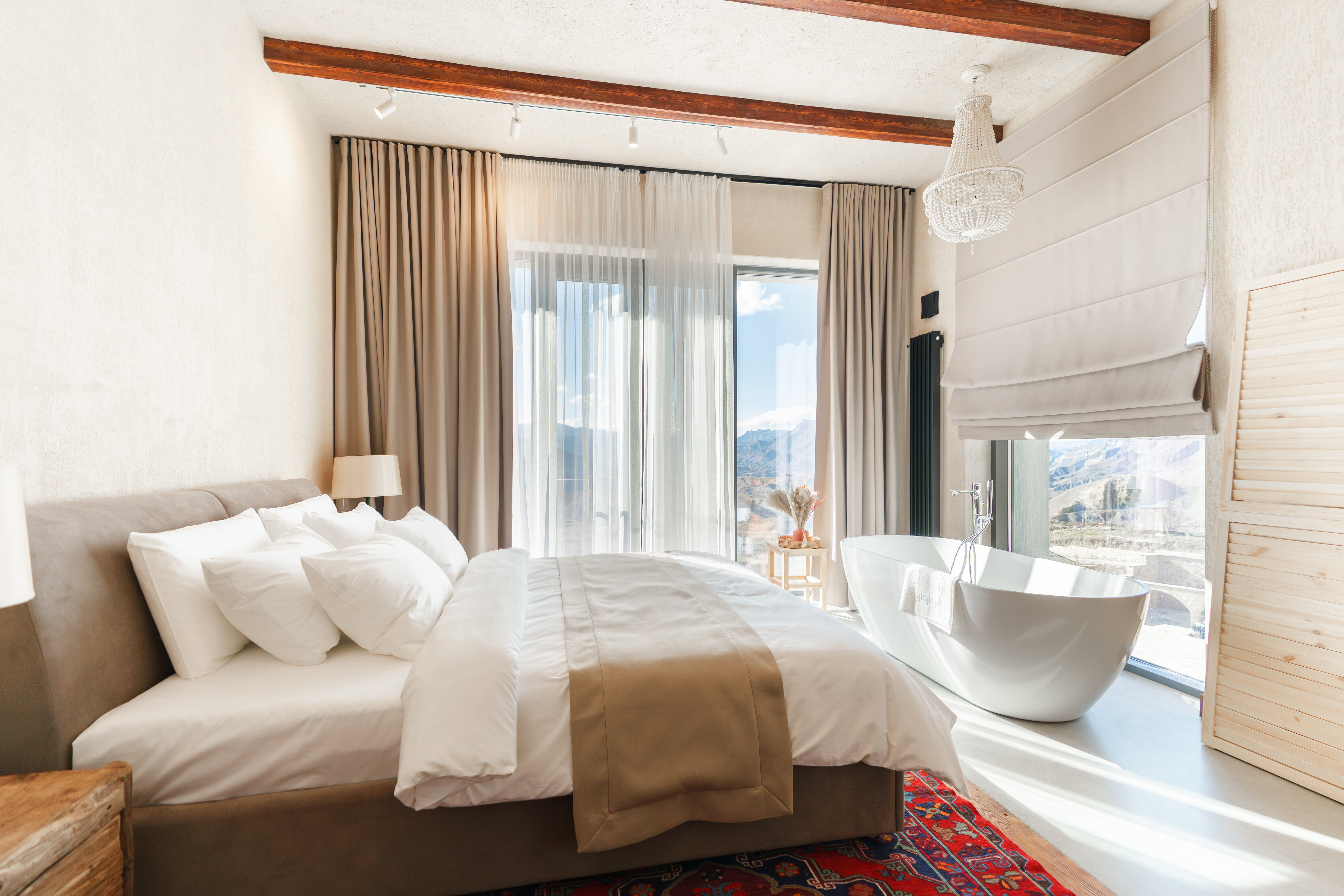 Люкс с французским балконом