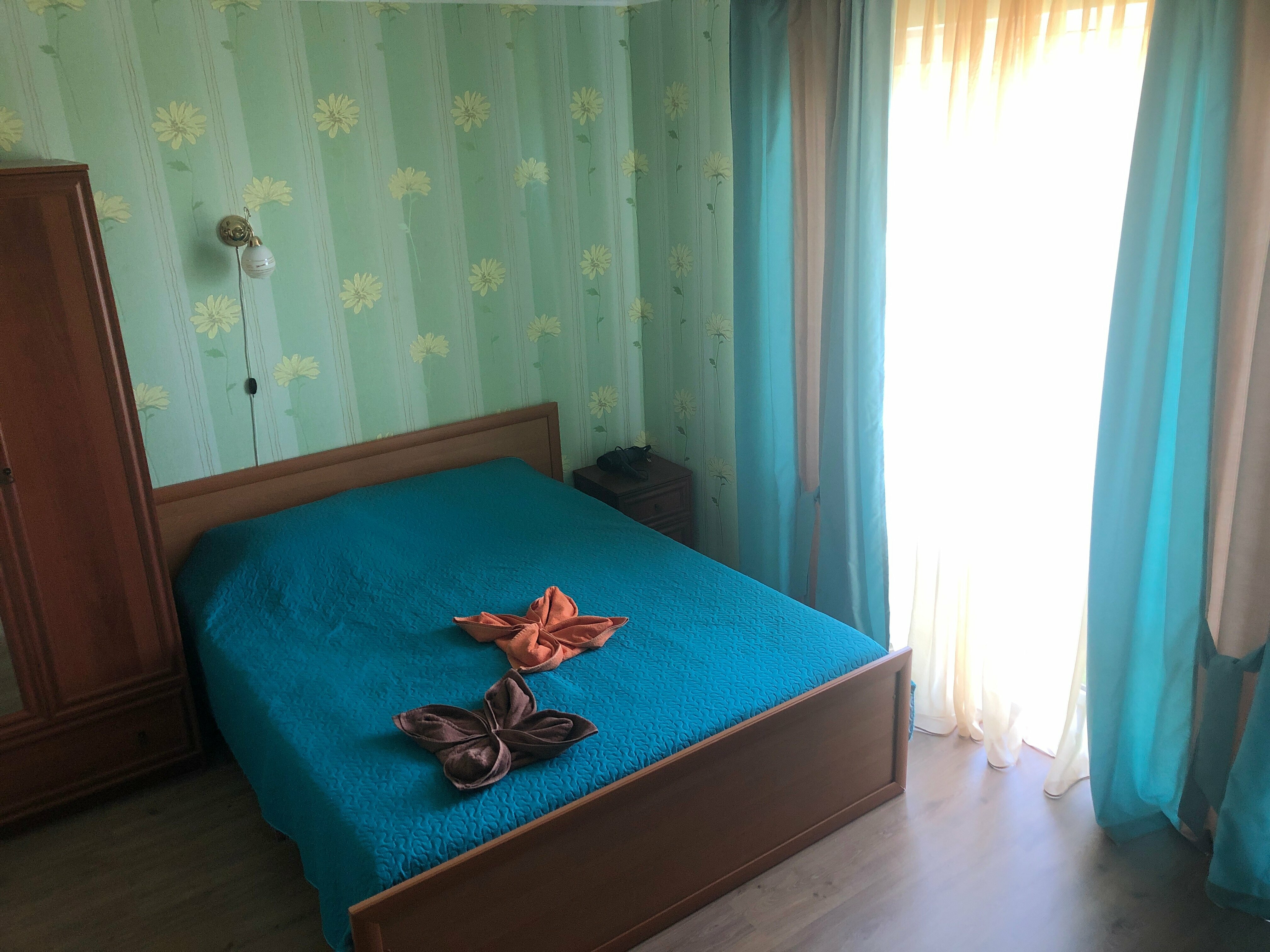 Семейный номер с балконом