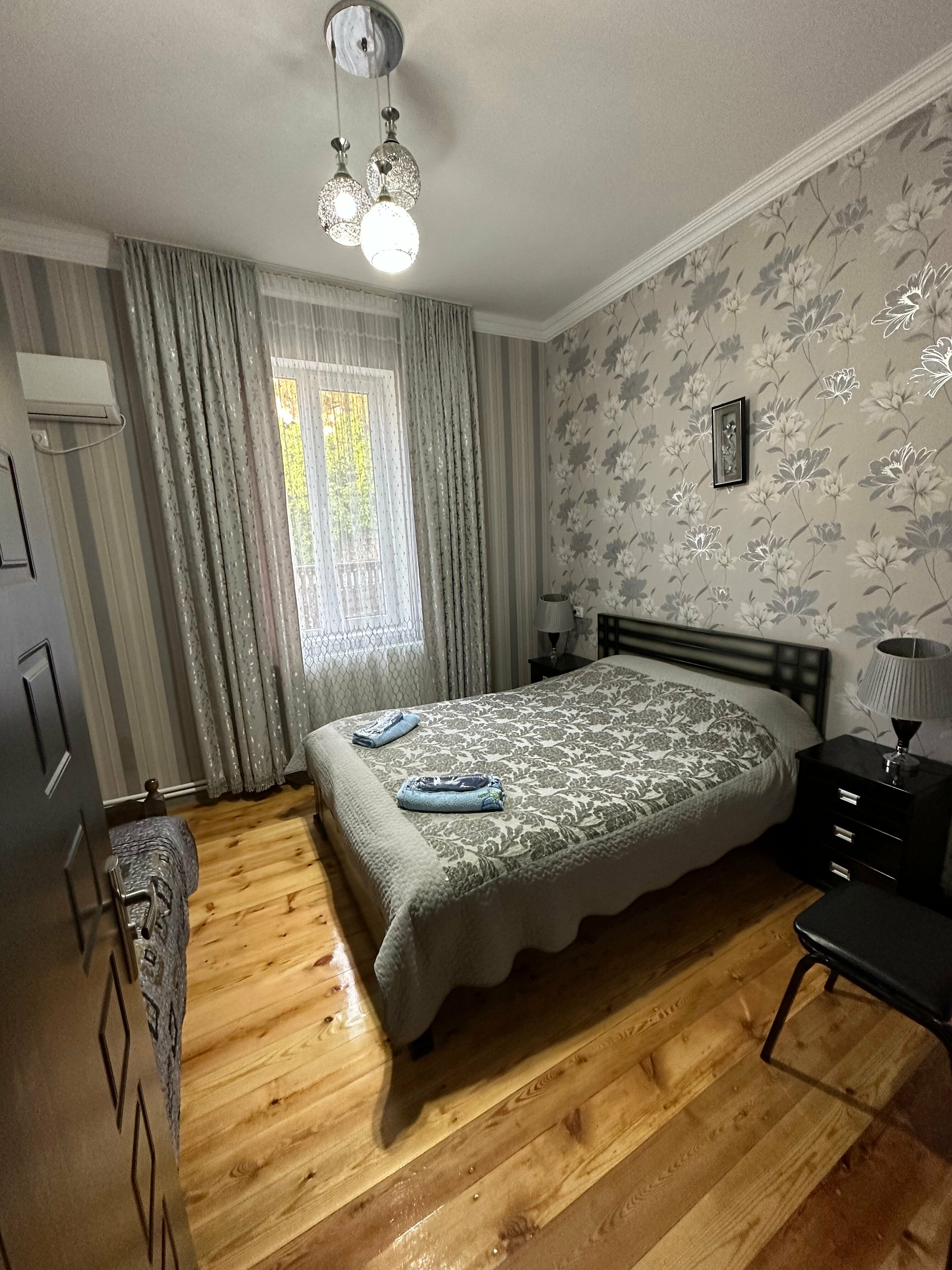 Двухместный номер с 1 кроватью и видом на горы