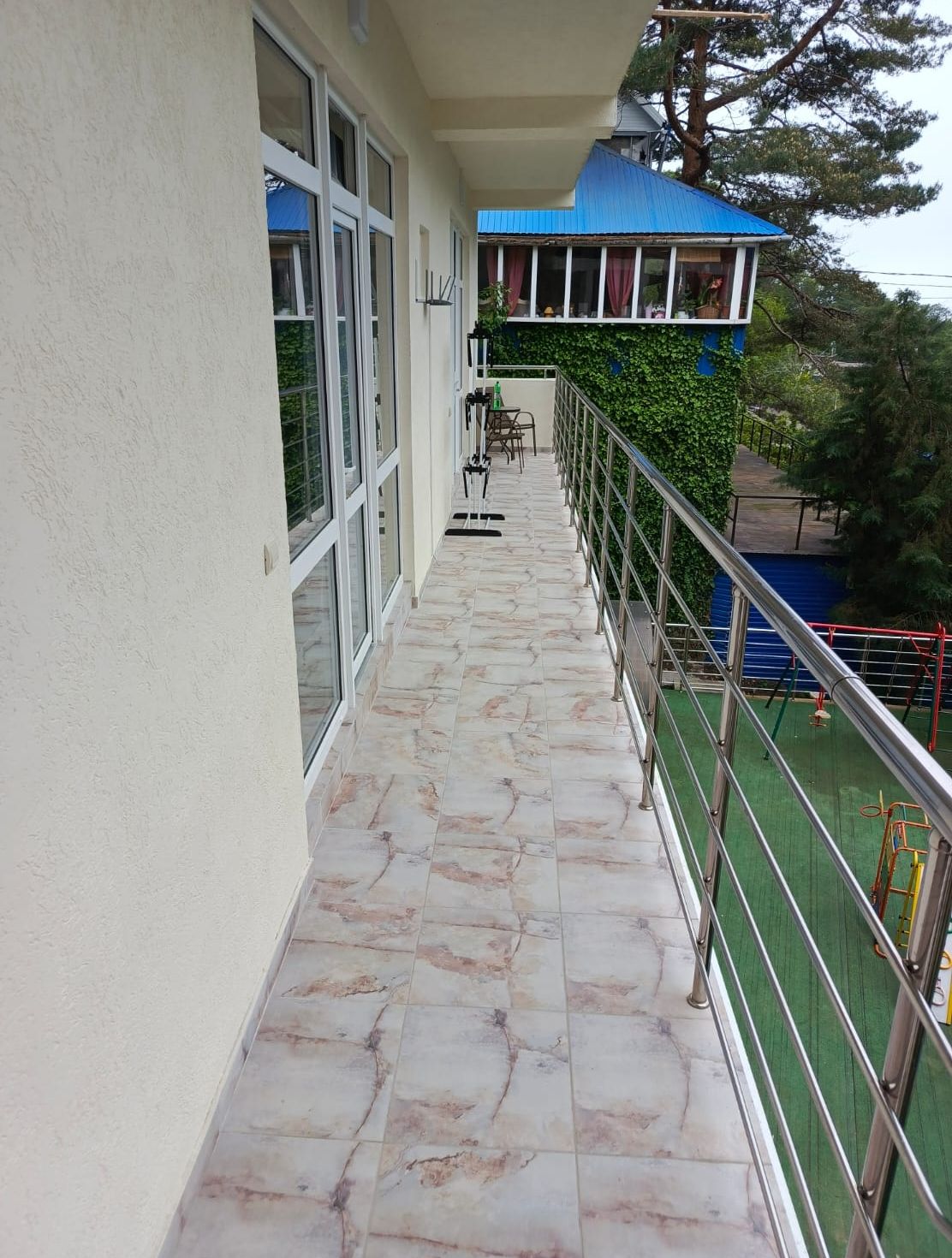 Studio 4-местный