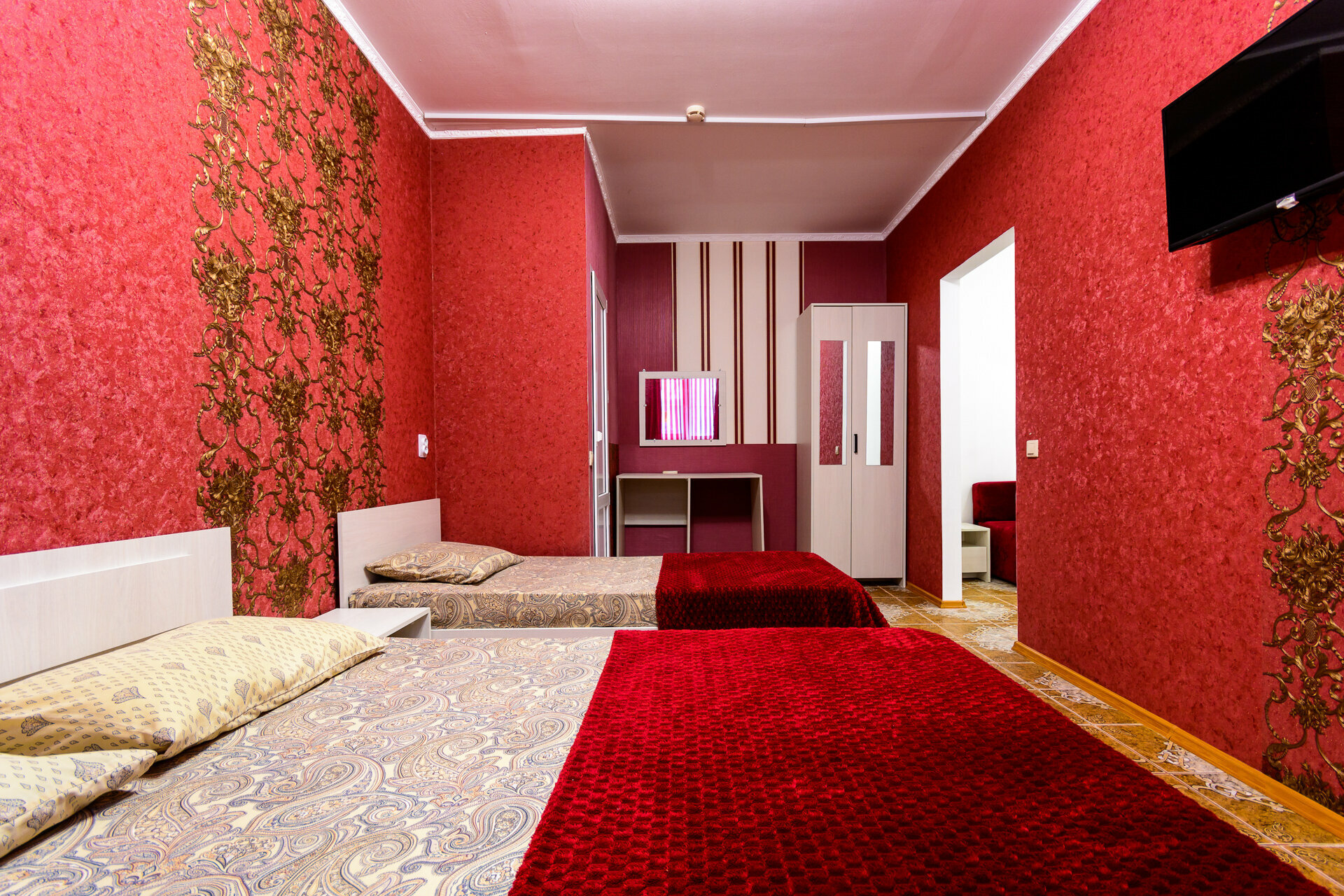 Улучшенный семейный номер