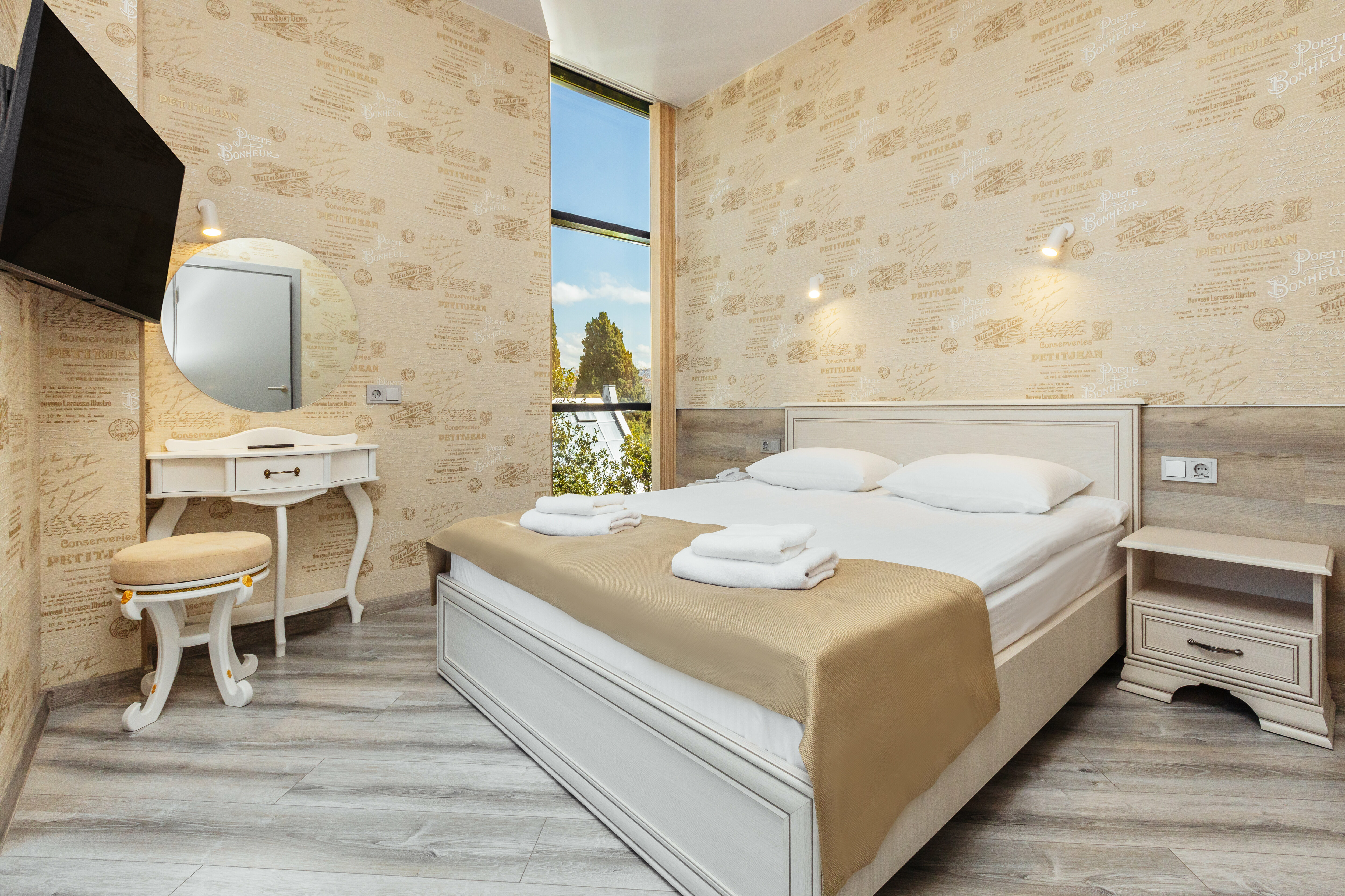 Семейный двухкомнатный номер