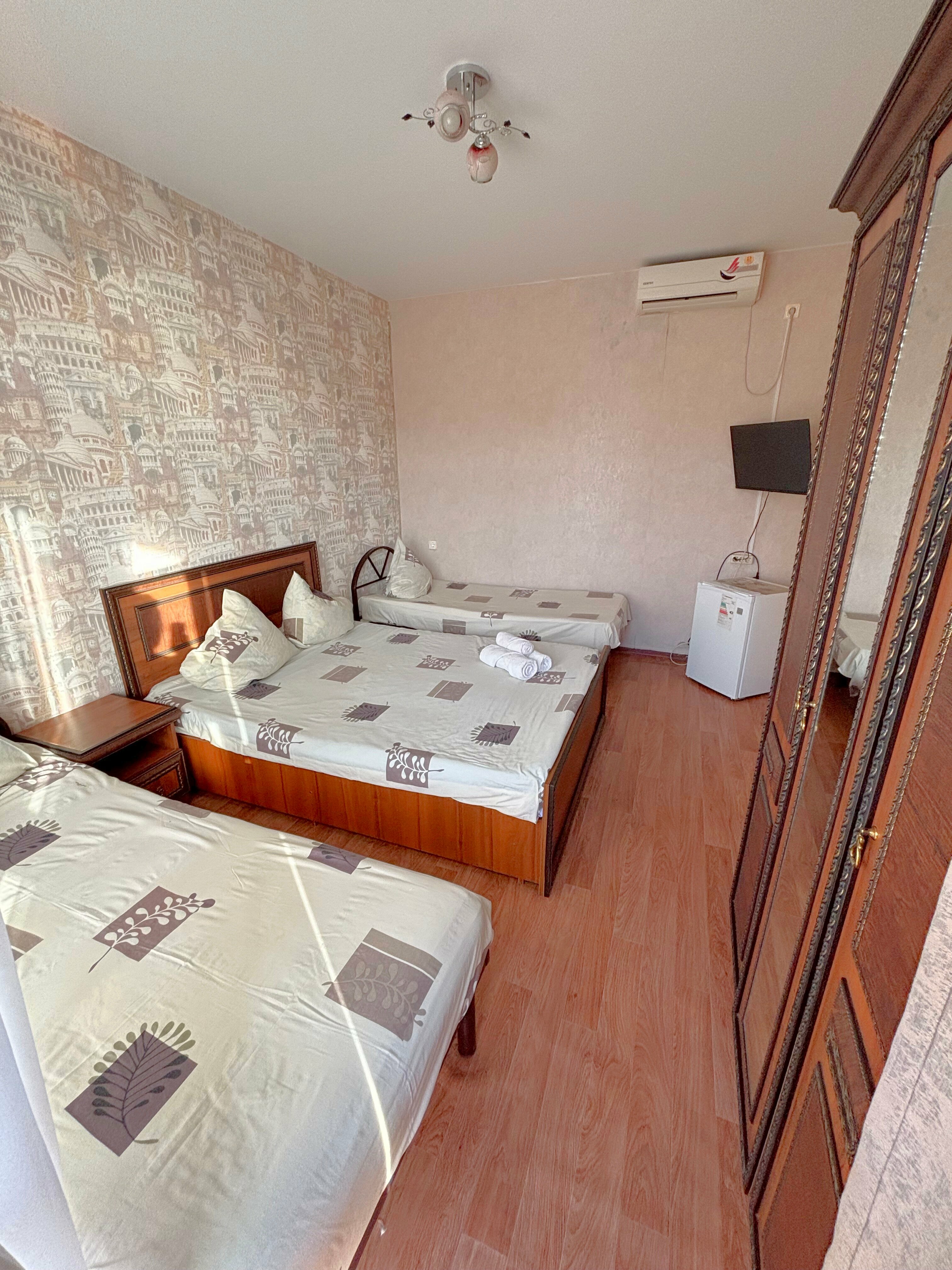 Четырехместный номер с балконом