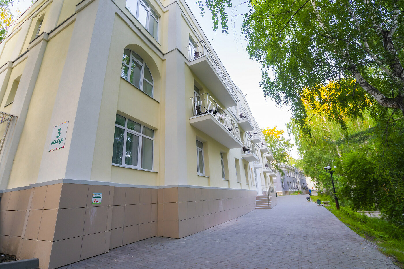 Джуниор Сьют четырехместный двухкомнатный (КОРПУС 3)