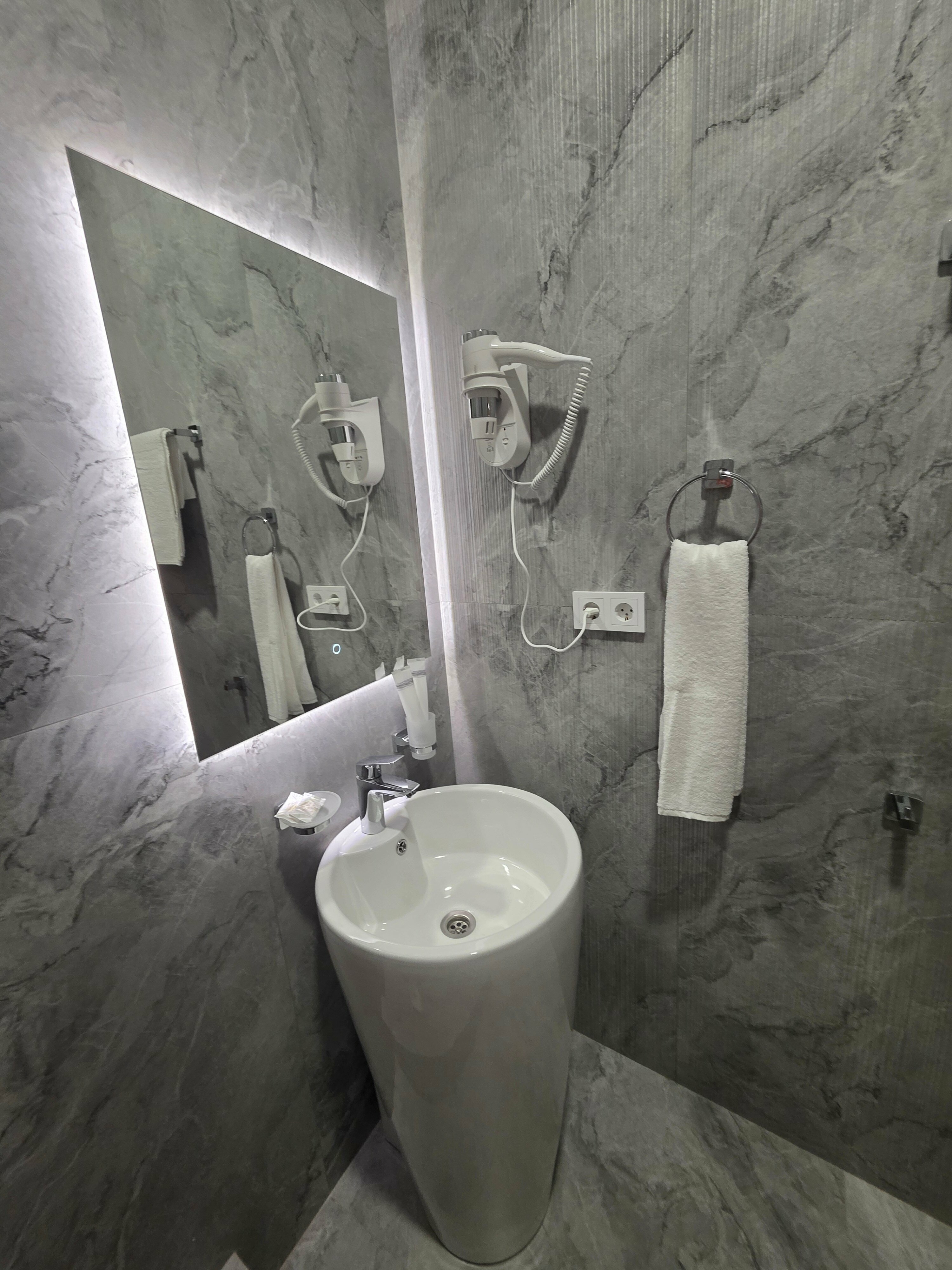 Премиум Люкс с кроватью DBL с видом на горы