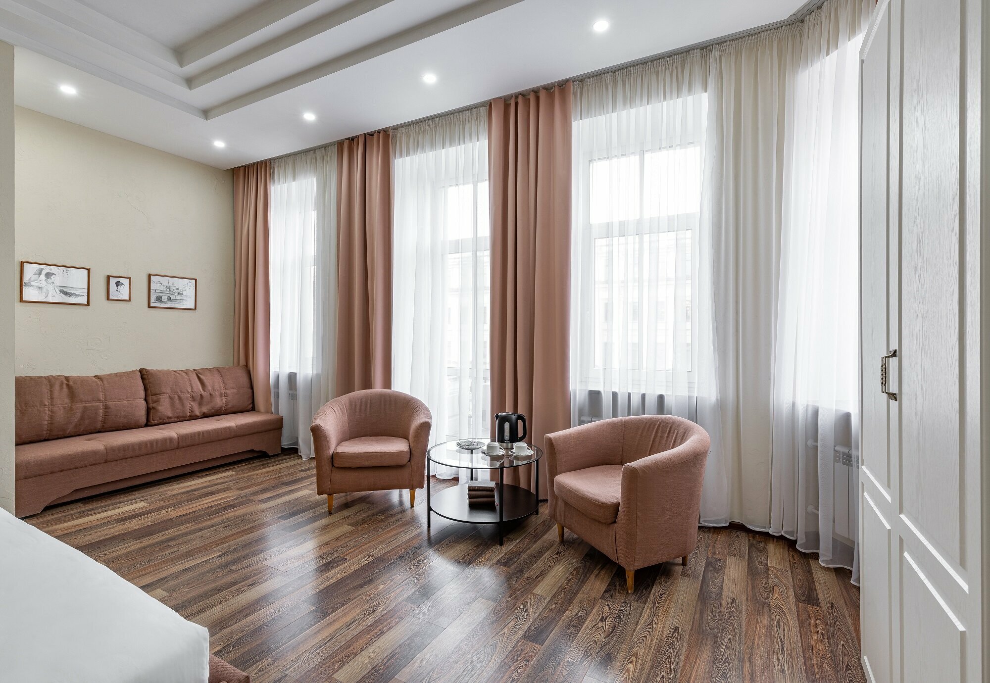 Делюкс с видом на Невский проспект №415