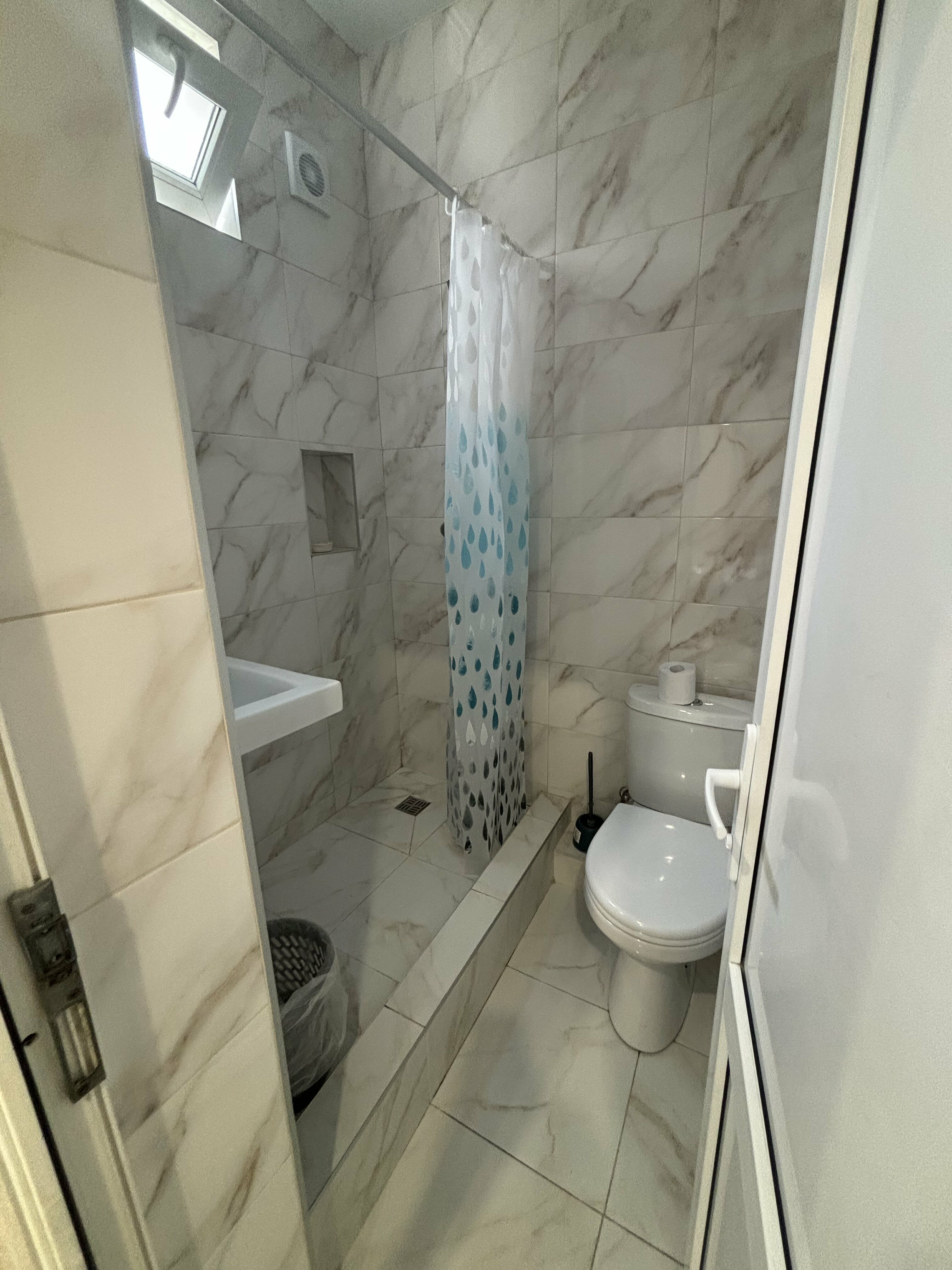 Двухместный номер с 1 кроватью и собственной ванной комнатой