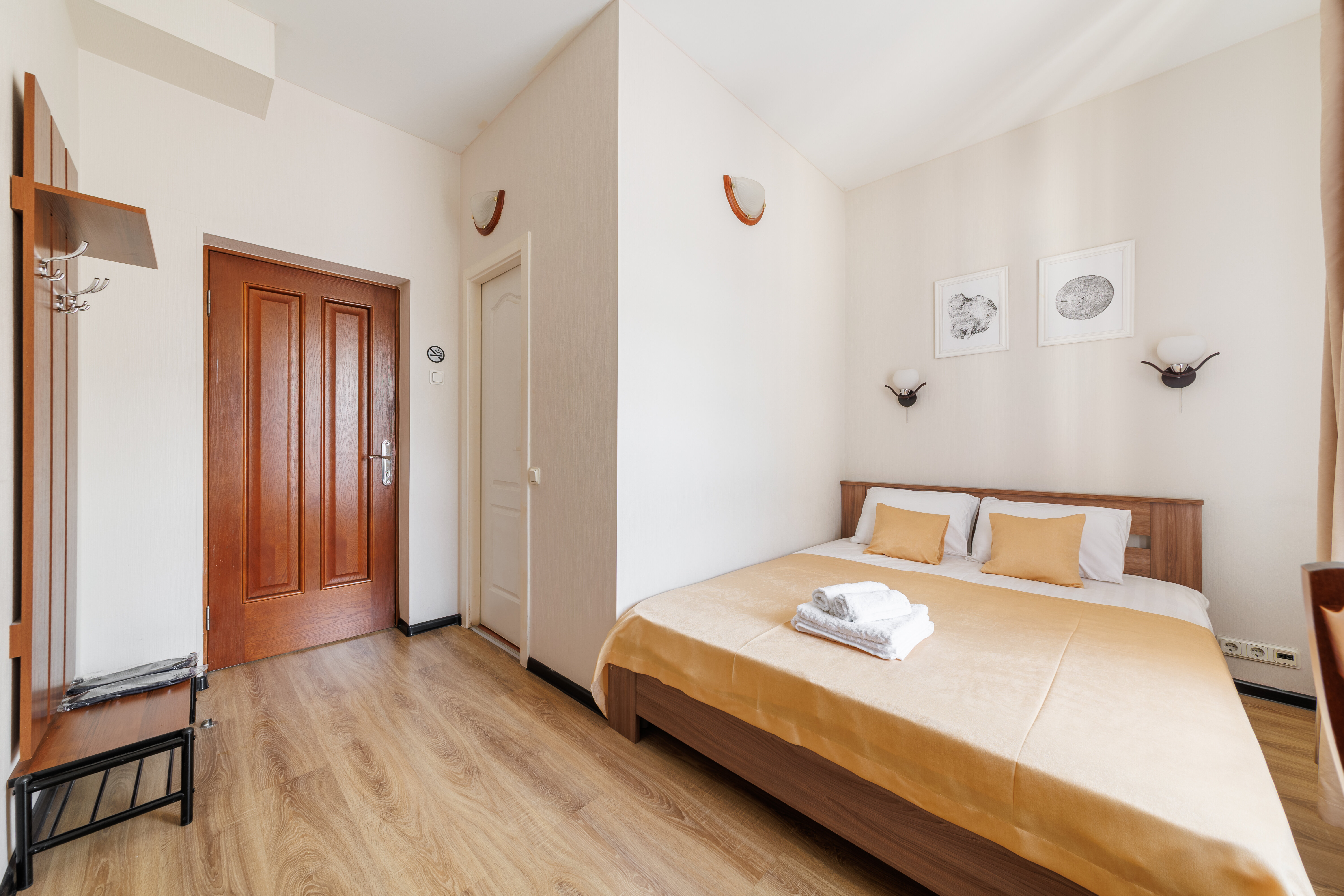 Меблированная комната формата «Классика» с 1 кроватью